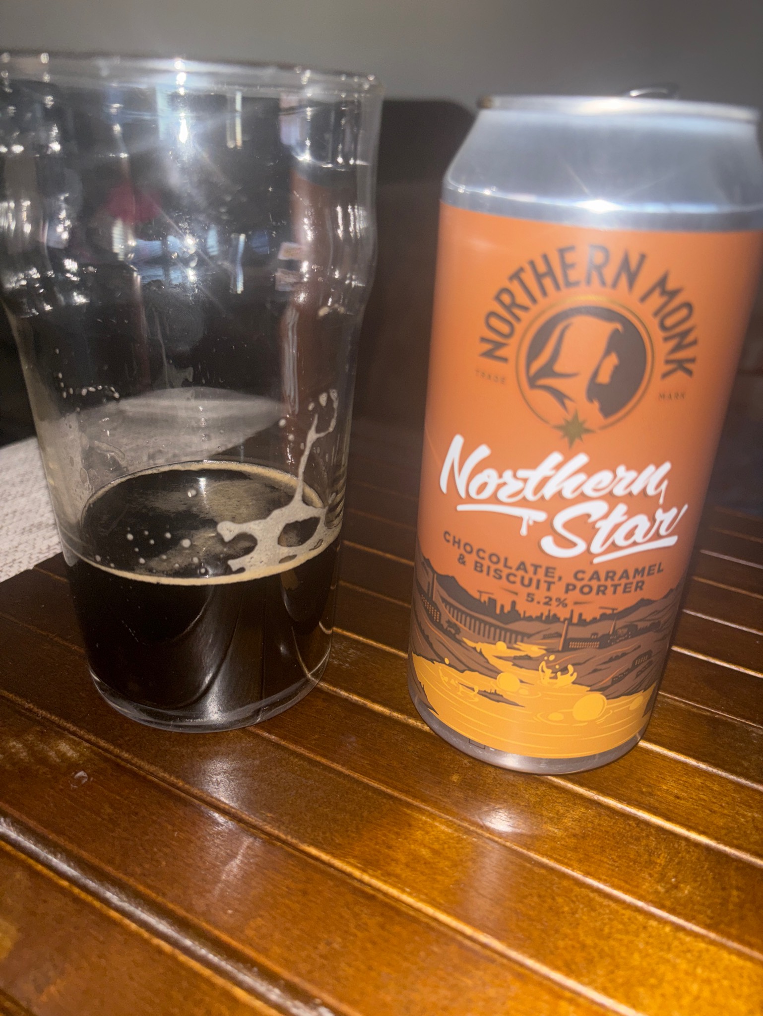 Northern Star: Chocolate, Caramel & Biscuit Porter, England