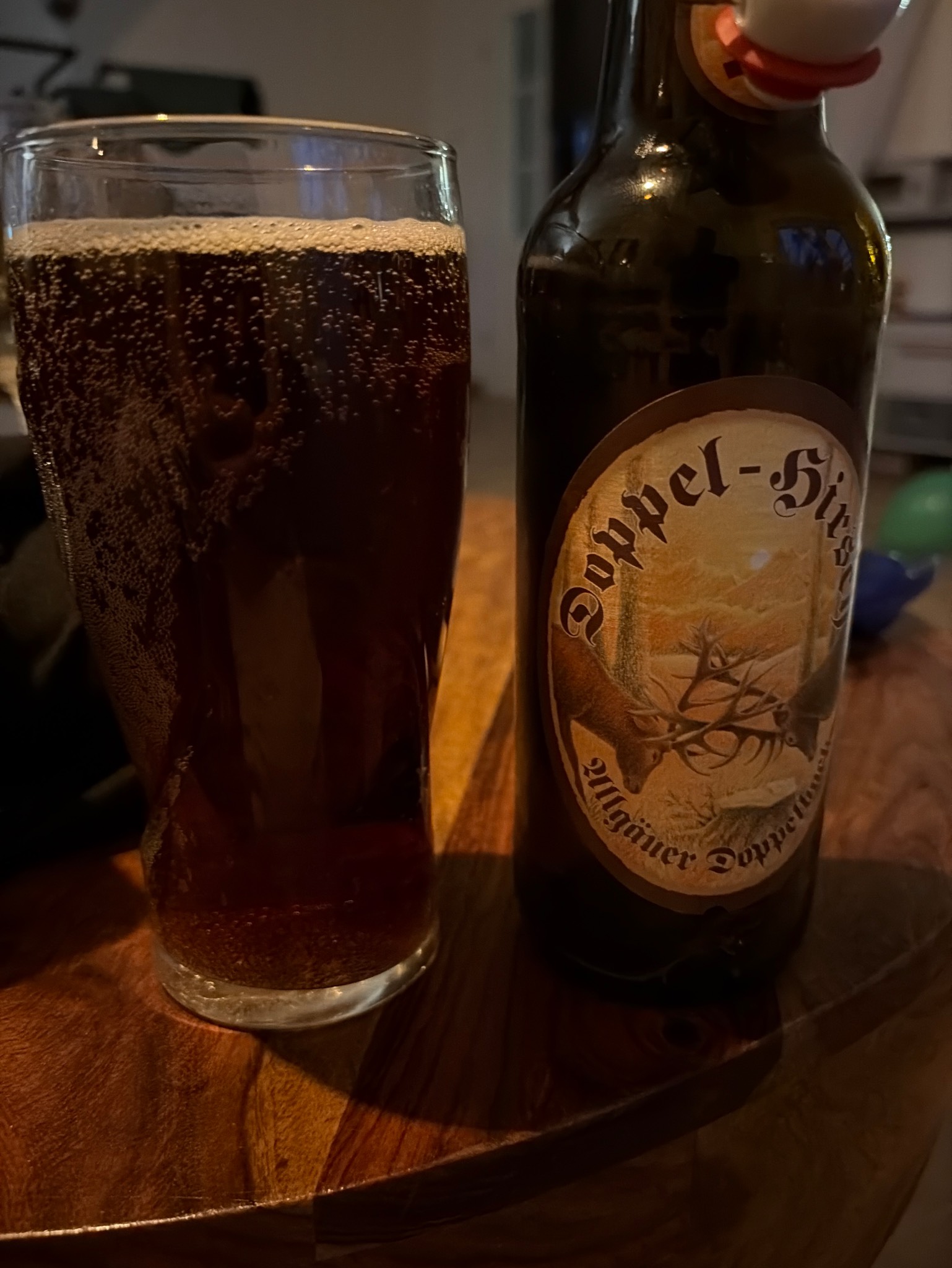 Doppel-Hirsch Allgäuer Doppelbock, Privatbrauerei Höss der Hirschbräu