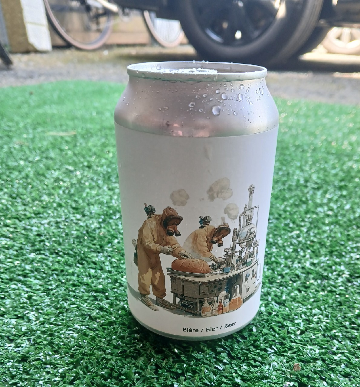 breaking bread, Unseen Brewing