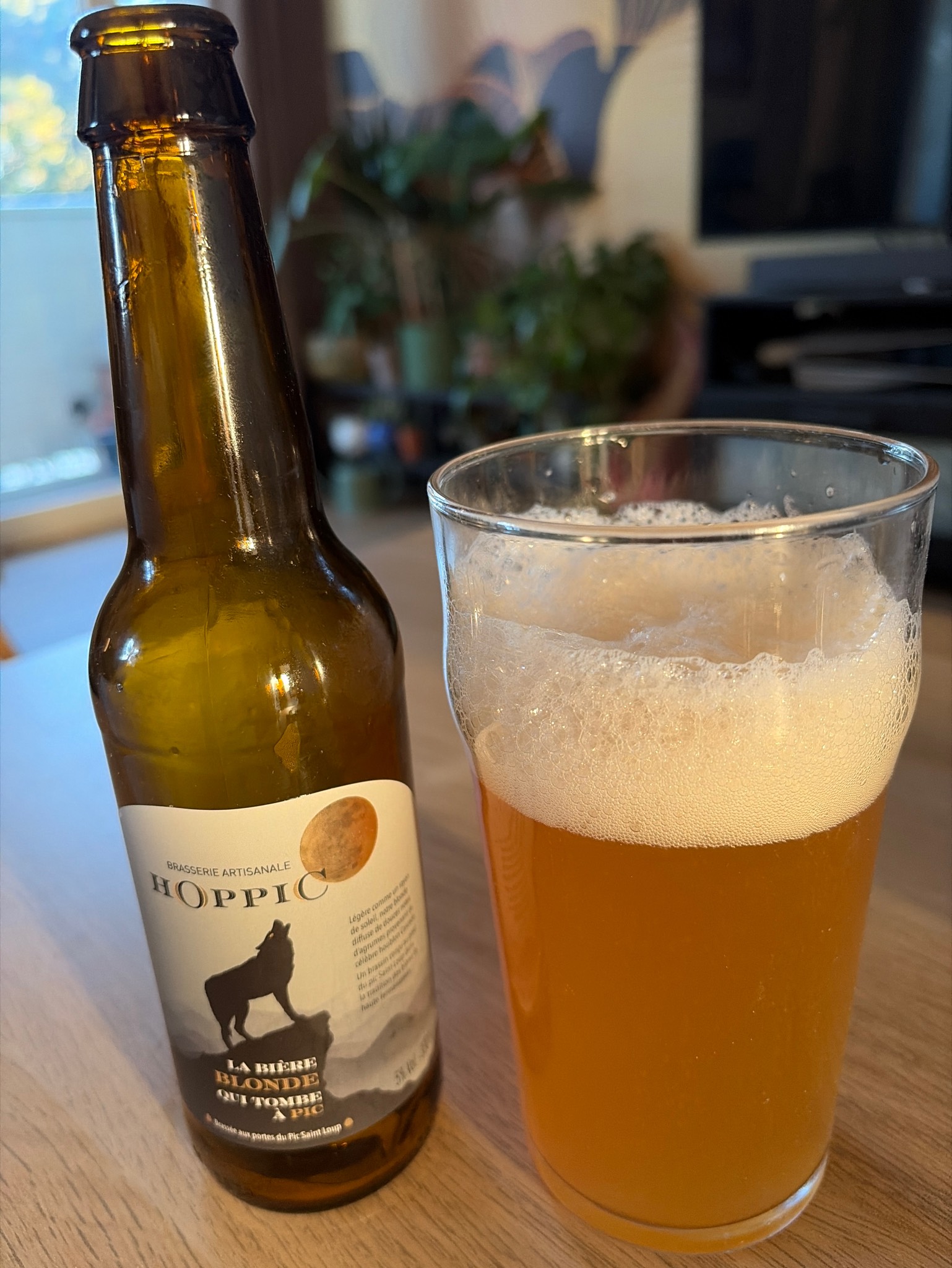 La Bière Blonde Qui Tombe À Pic (St-Loup), Brasserie Artisanale Hoppic