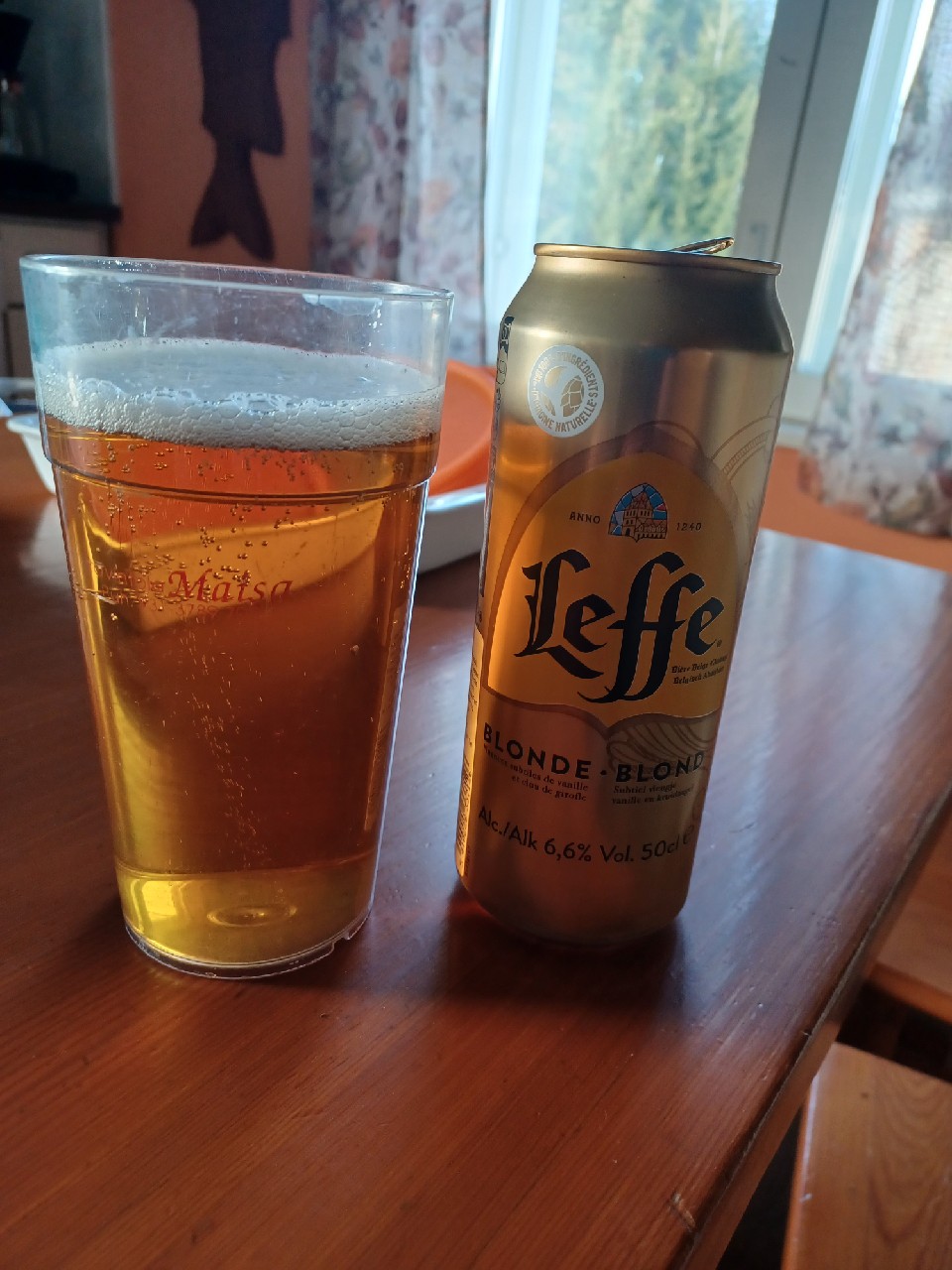 Leffe Blonde / Blond, Abbaye de Leffe (AB InBev)