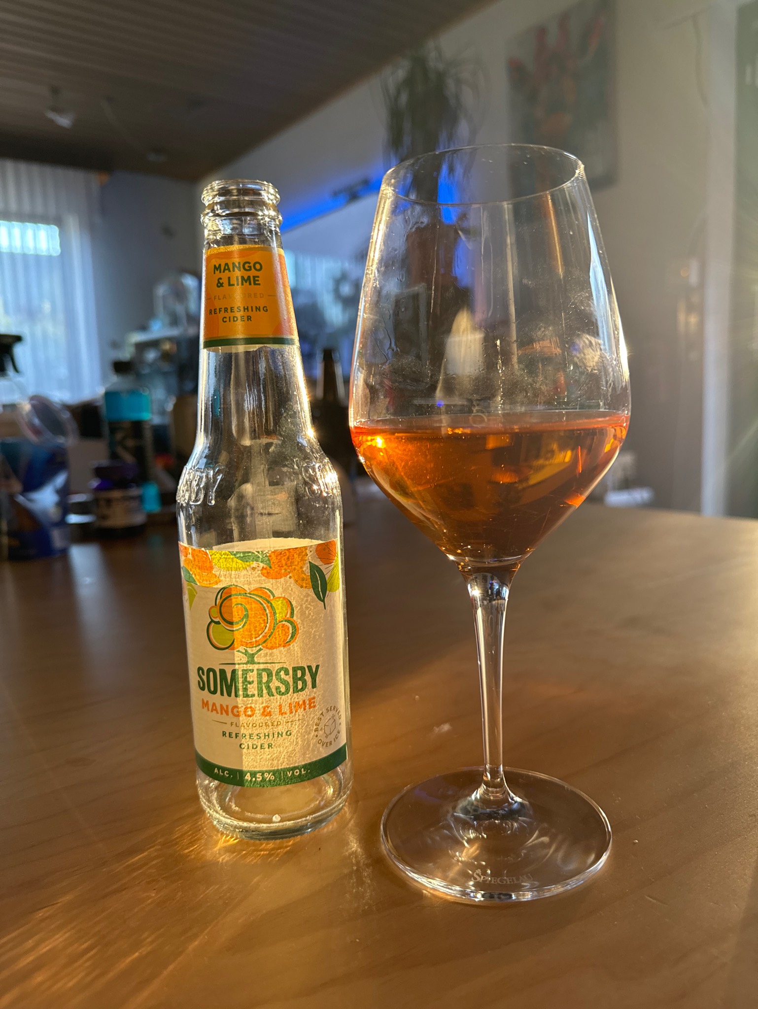 Somersby Mango & Lime Sparkling Cider, Somersby (Carlsberg Group)