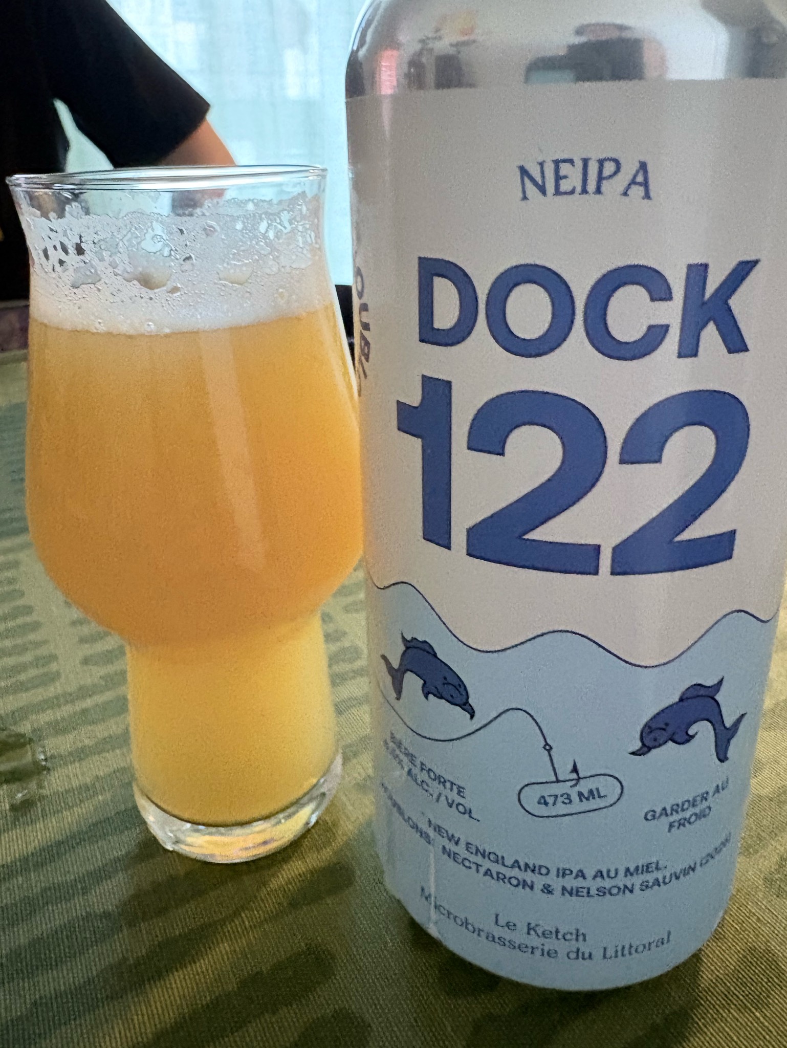 Dock 122, Canada