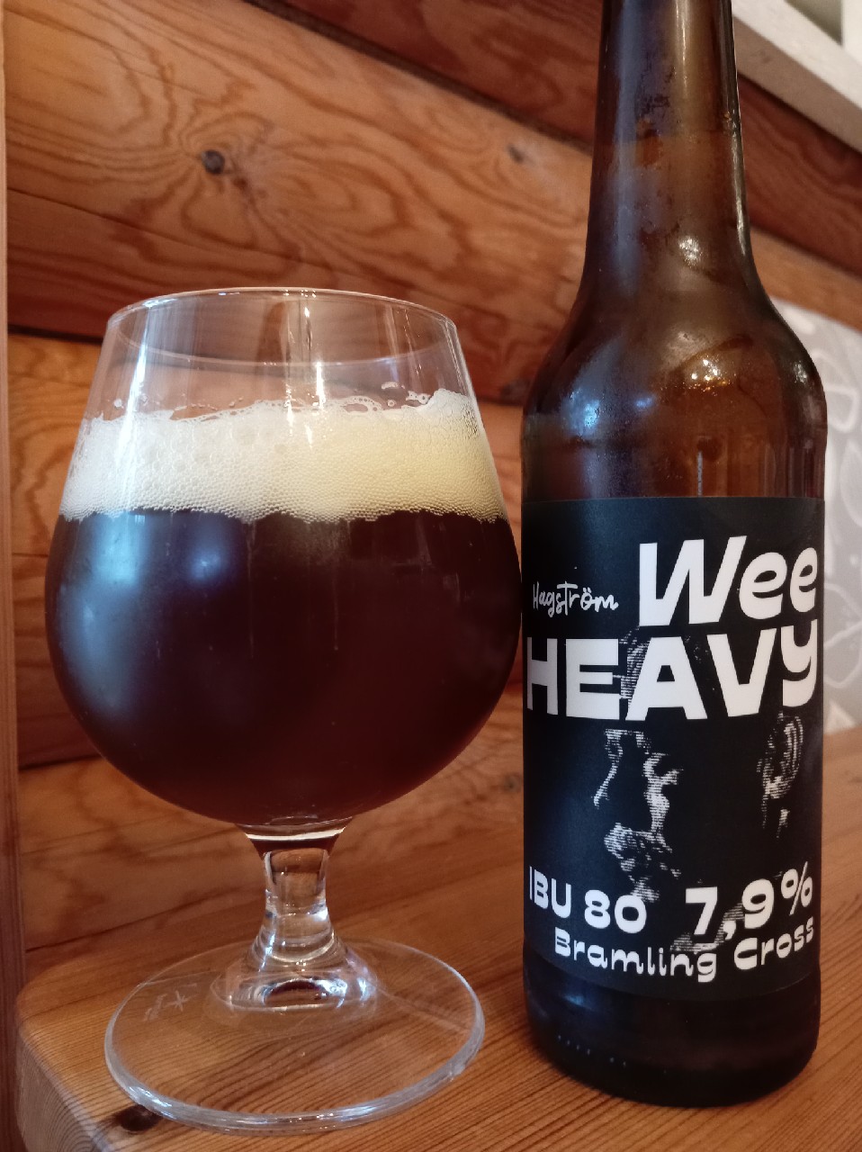 Hagström Wee Heavy, Finland