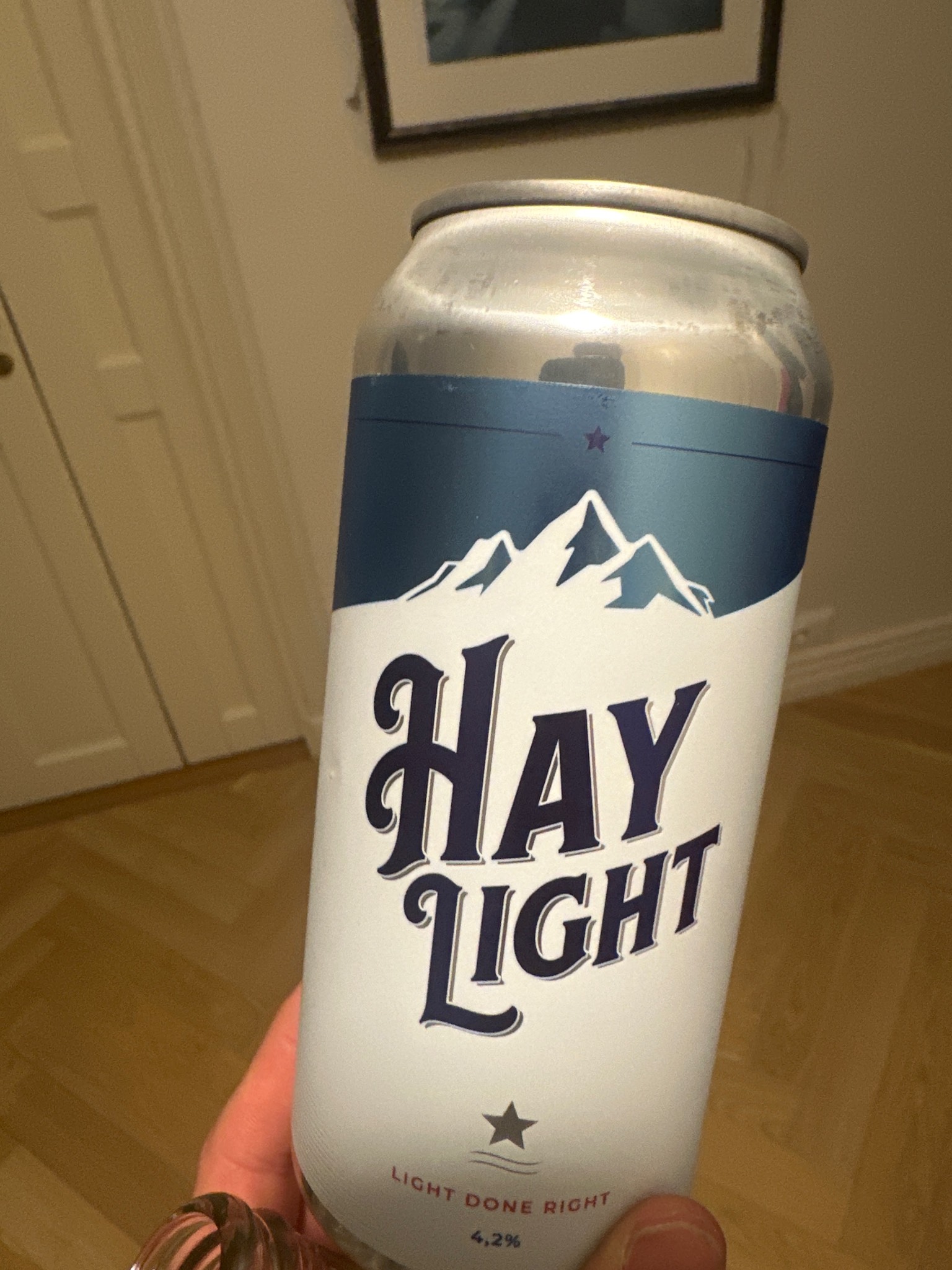 Hay Light, Finland