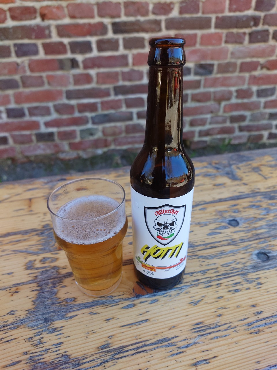 Chiliveikot Hotti Lager, Finland
