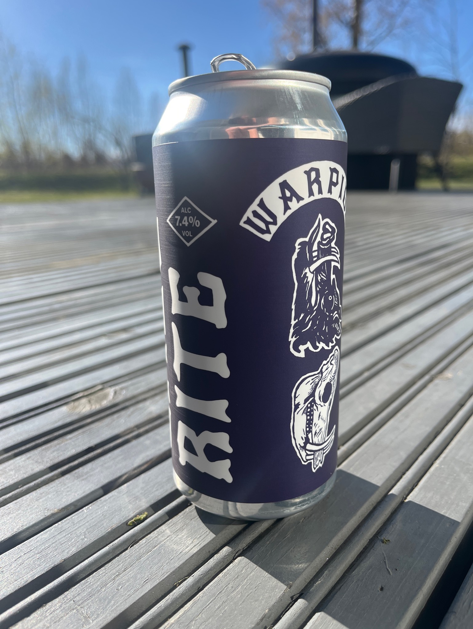 Lazurite 7.4%, Warpigs Brewpub