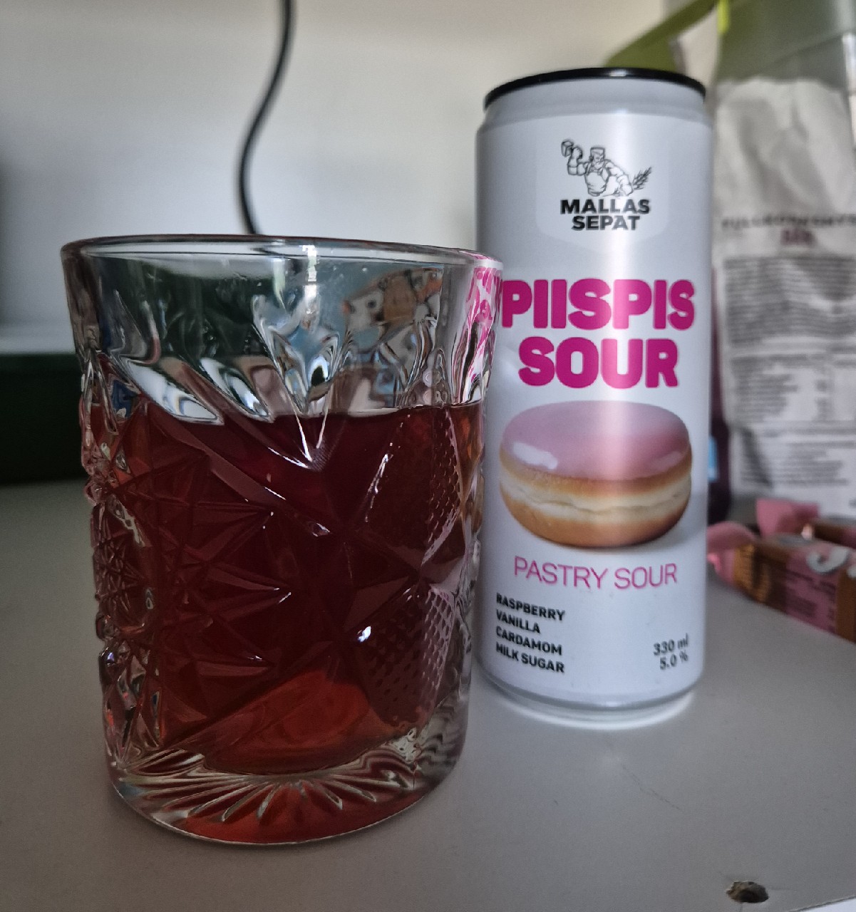 Piispis Sour, Finland