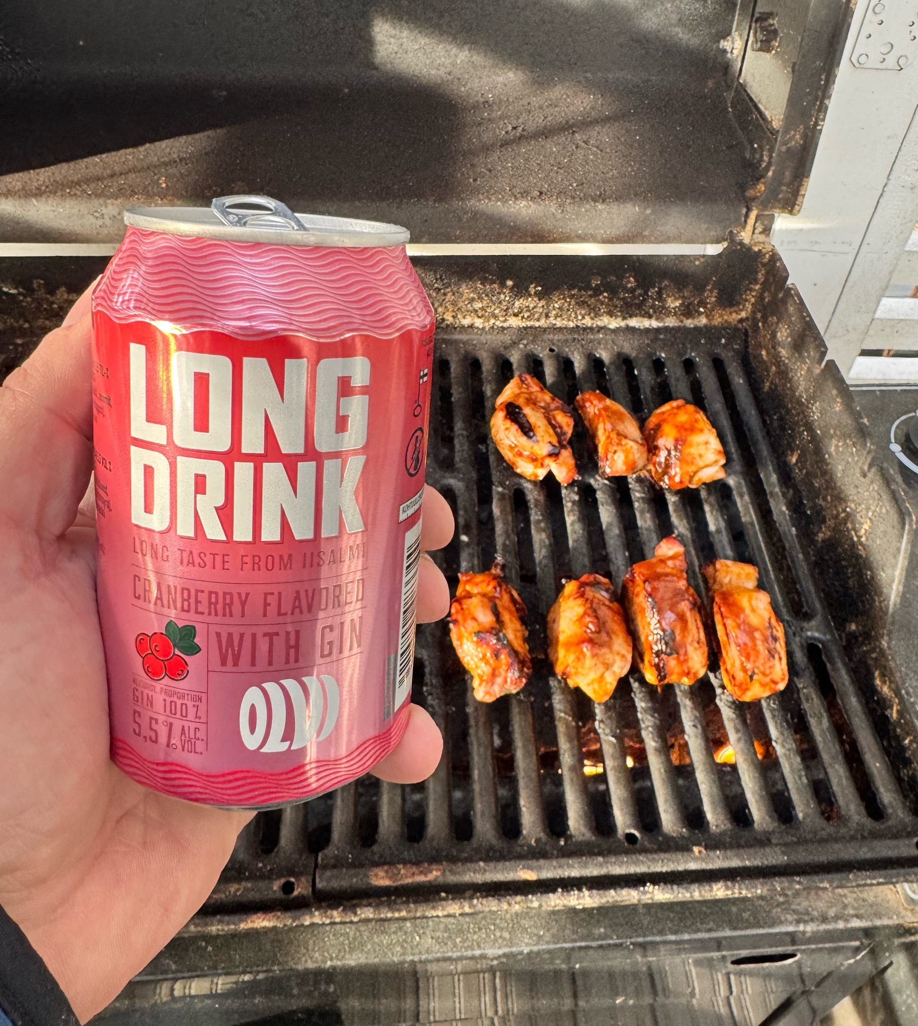 OLVI Long Drink Cranberry, Finland