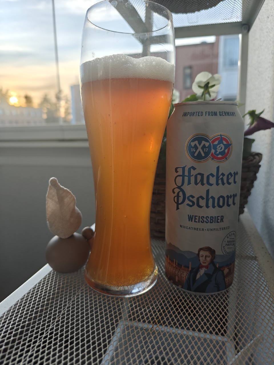 Hacker Pschorr Hefe Weiße / Weissbier, Germany