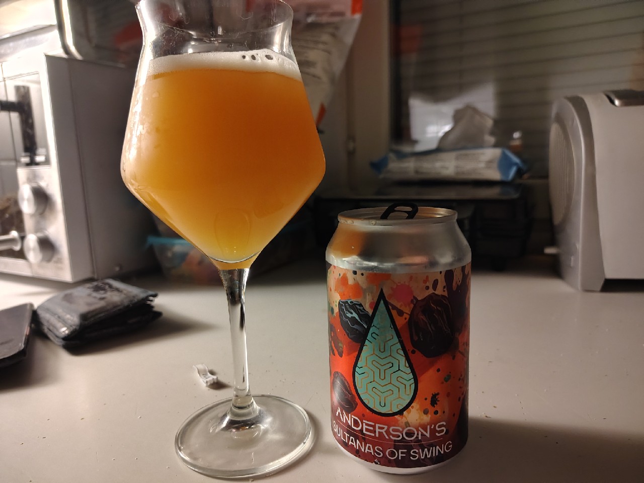 Sultanas of Swing, Anderson's Craft Beer
