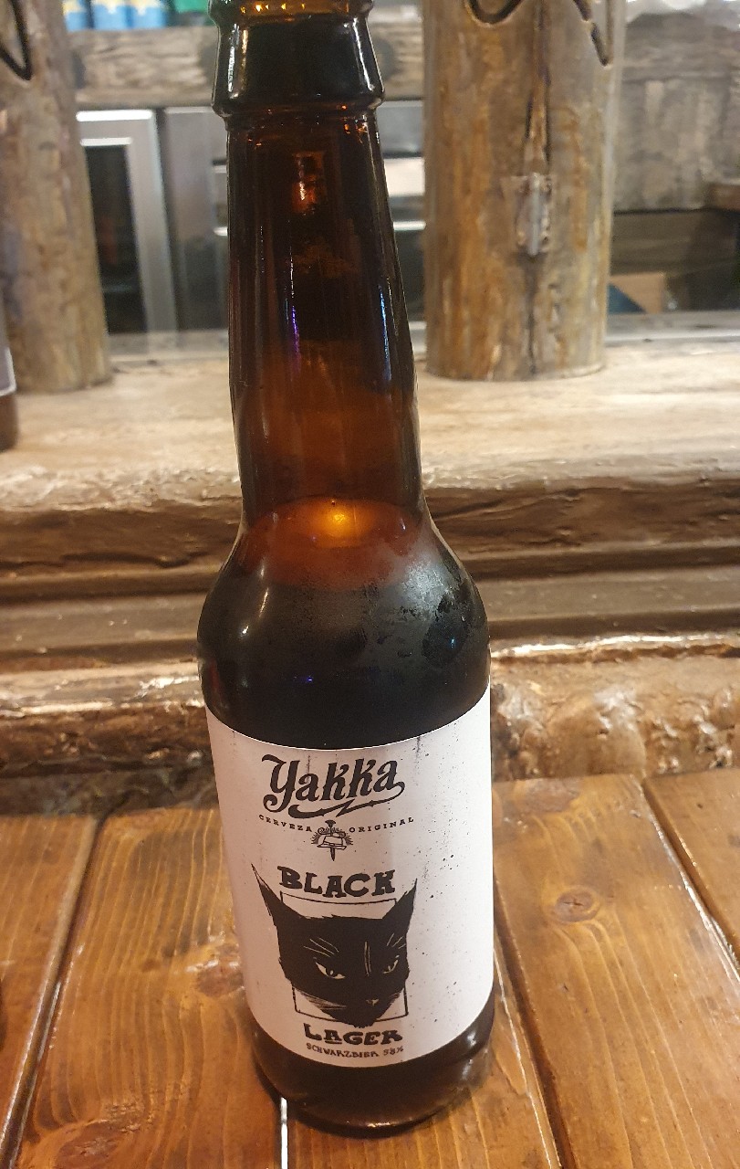 yakka black, Cervezas Yakka