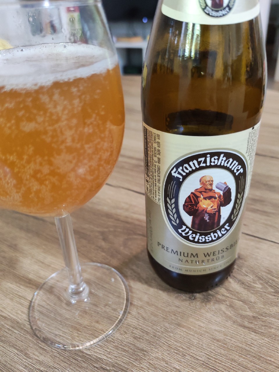 Franziskaner Premium Weissbier Naturtrüb, Germany