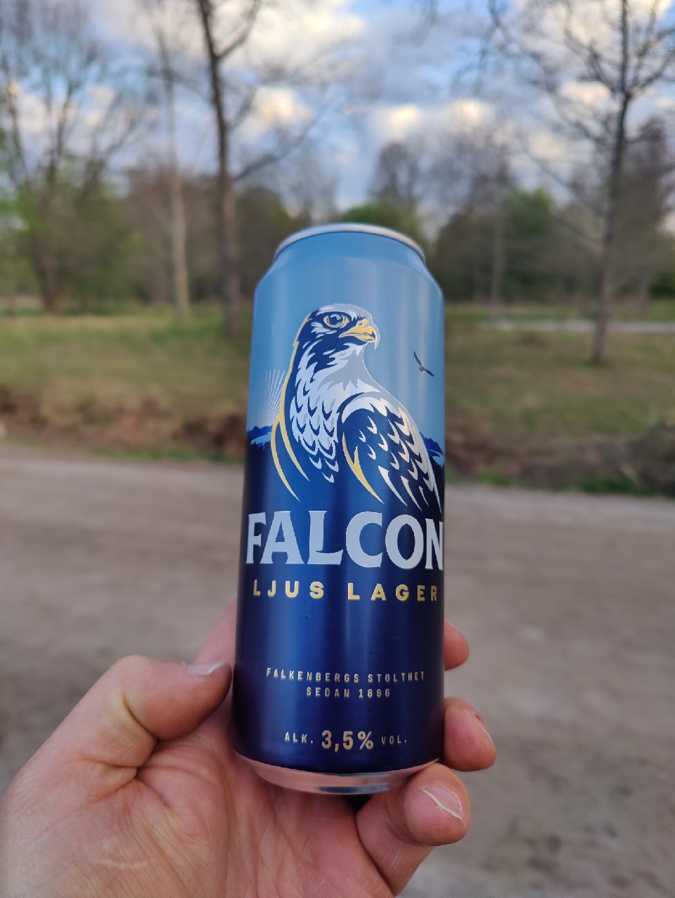 Falcon Ljus Lager, Sweden