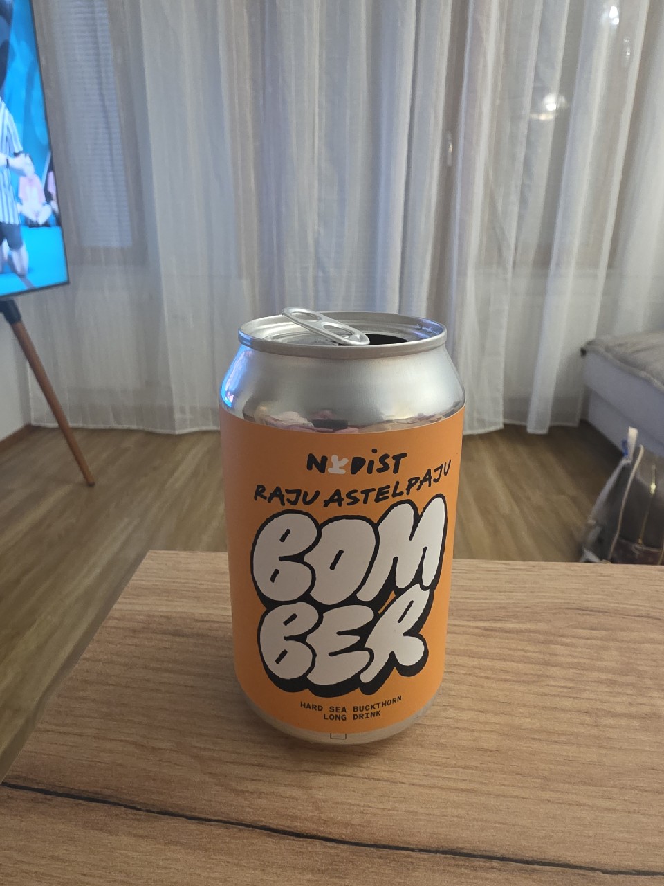 Bomber, Nudist Drinks Oü