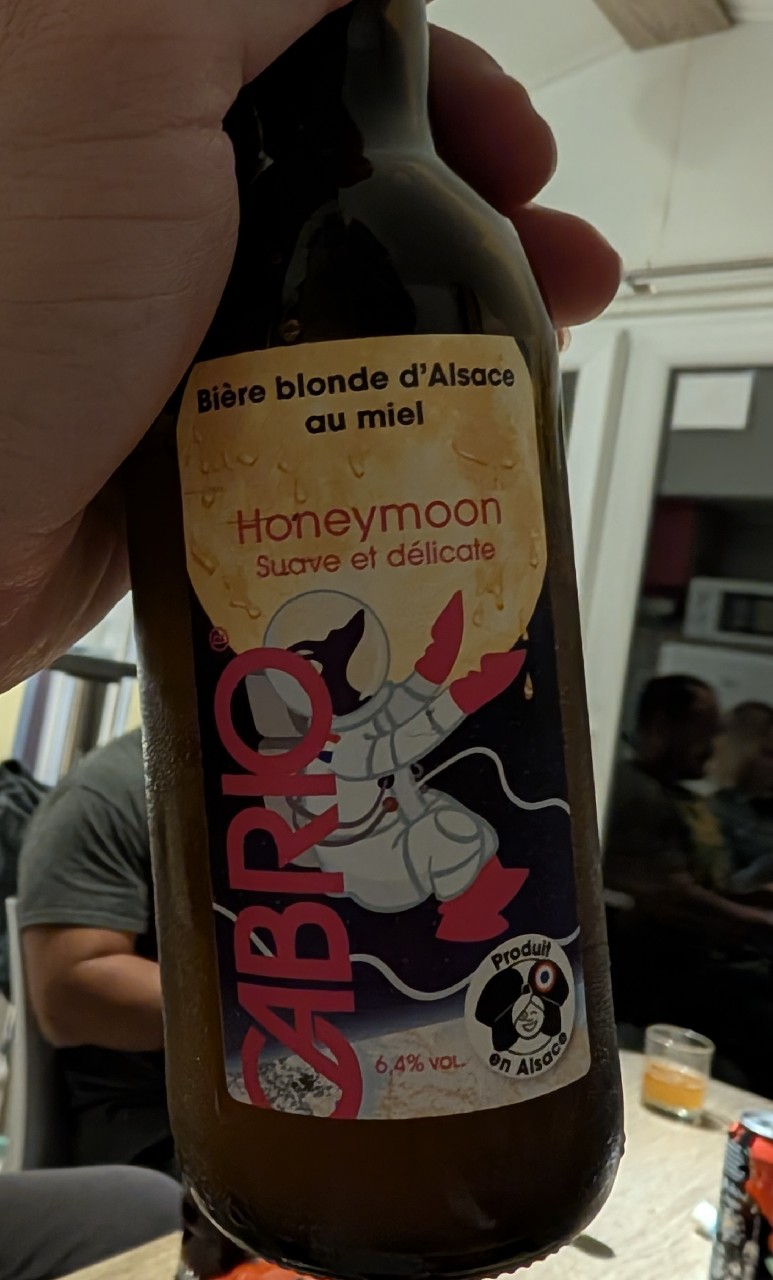 Honeymoon, Brasserie Cabrio