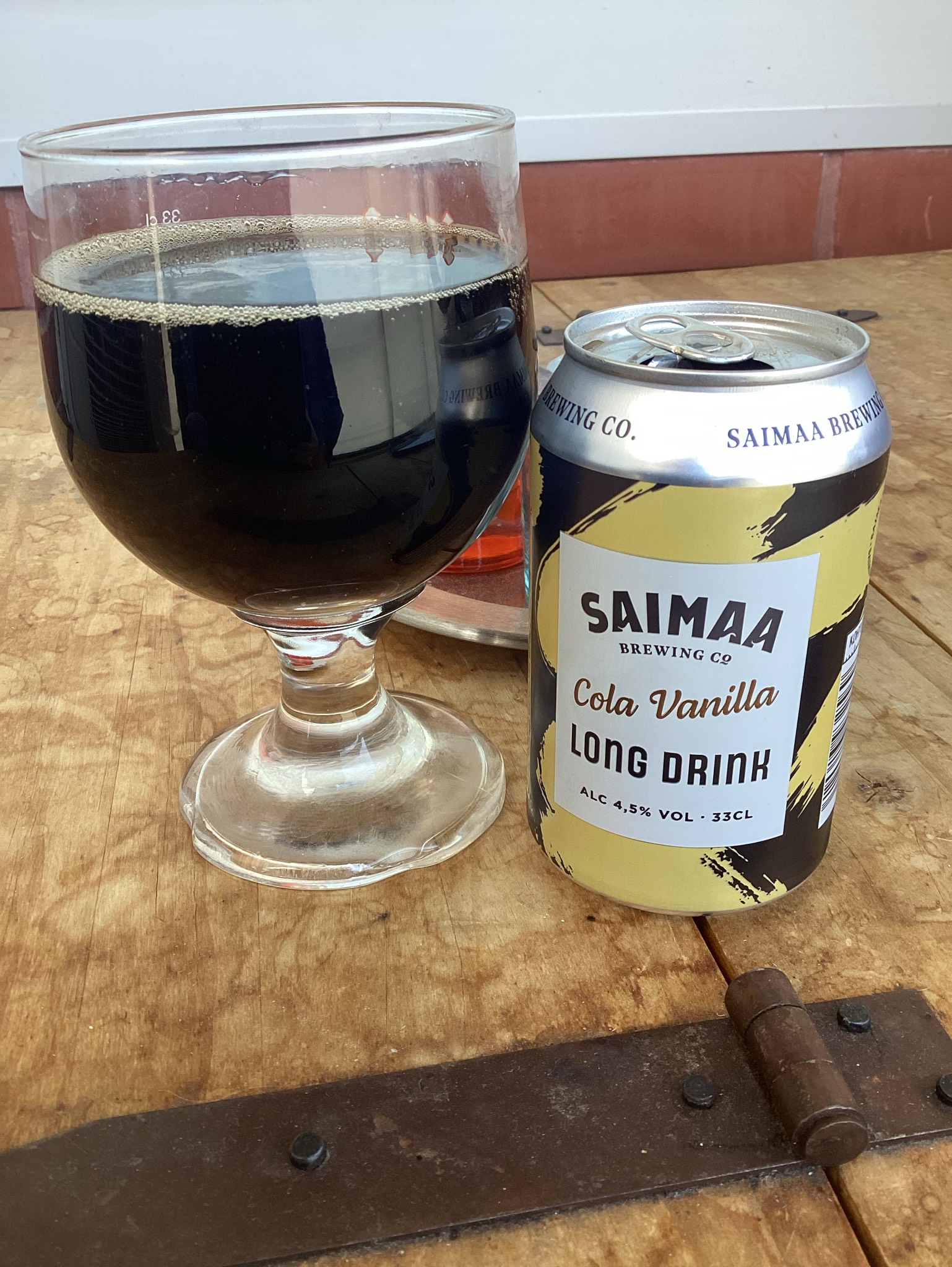 Cola Vanilla Long Drink, Finland