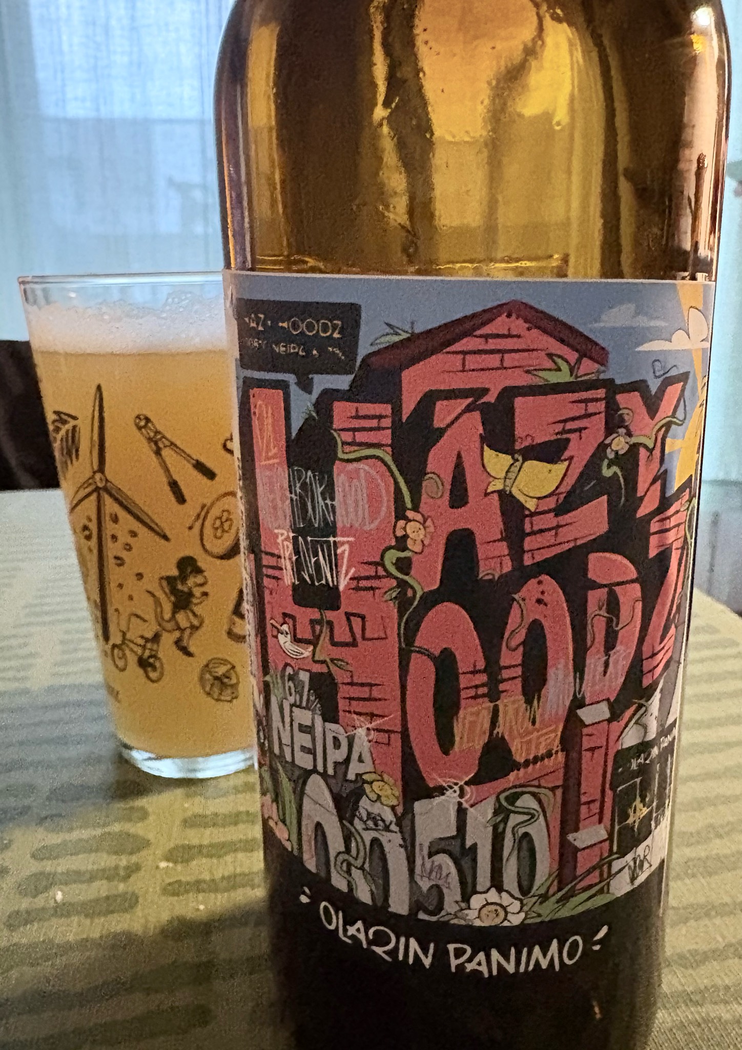 Hazy Hoodz 00510, Finland