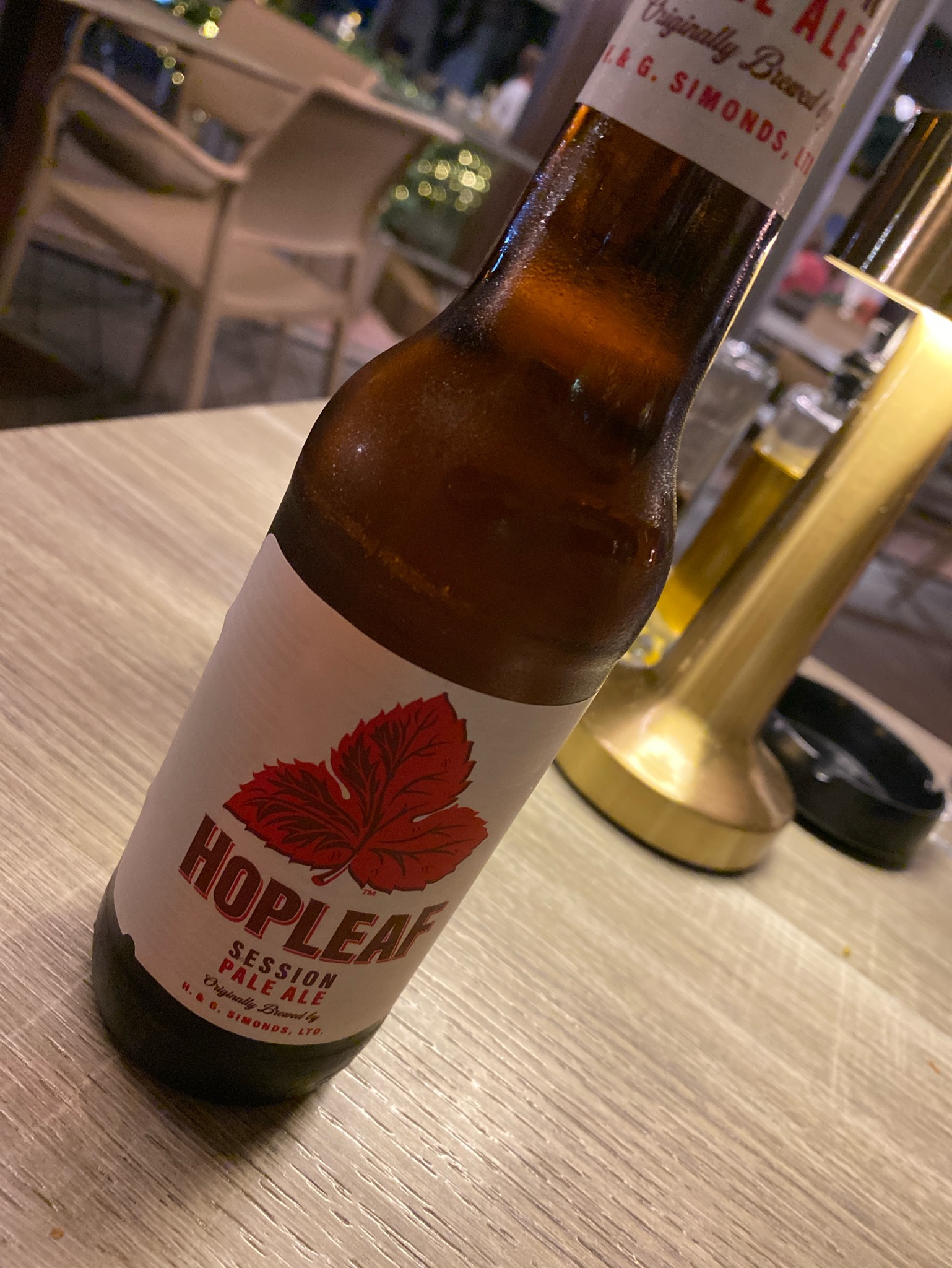 Hopleaf Pale Ale, Simonds Farsons Cisk