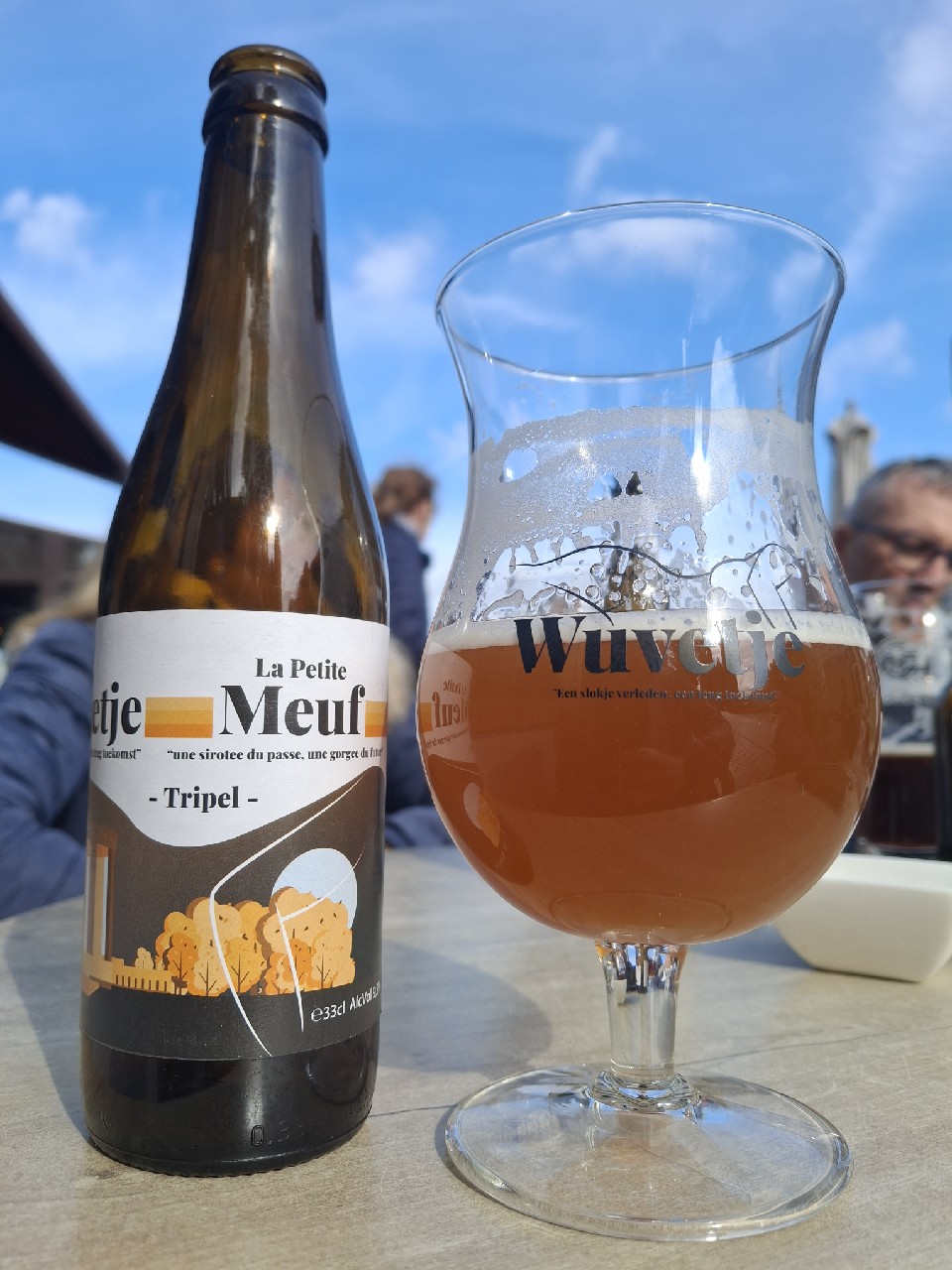 wuvetje tripel, Wispelturig