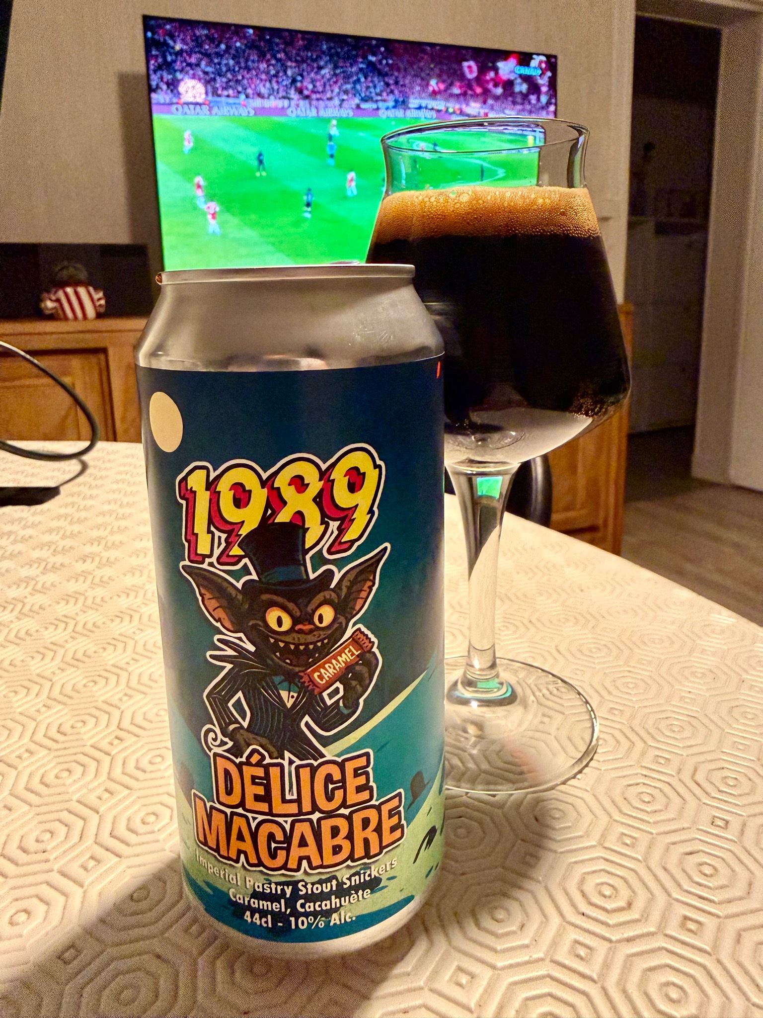 Délice Macabre, France