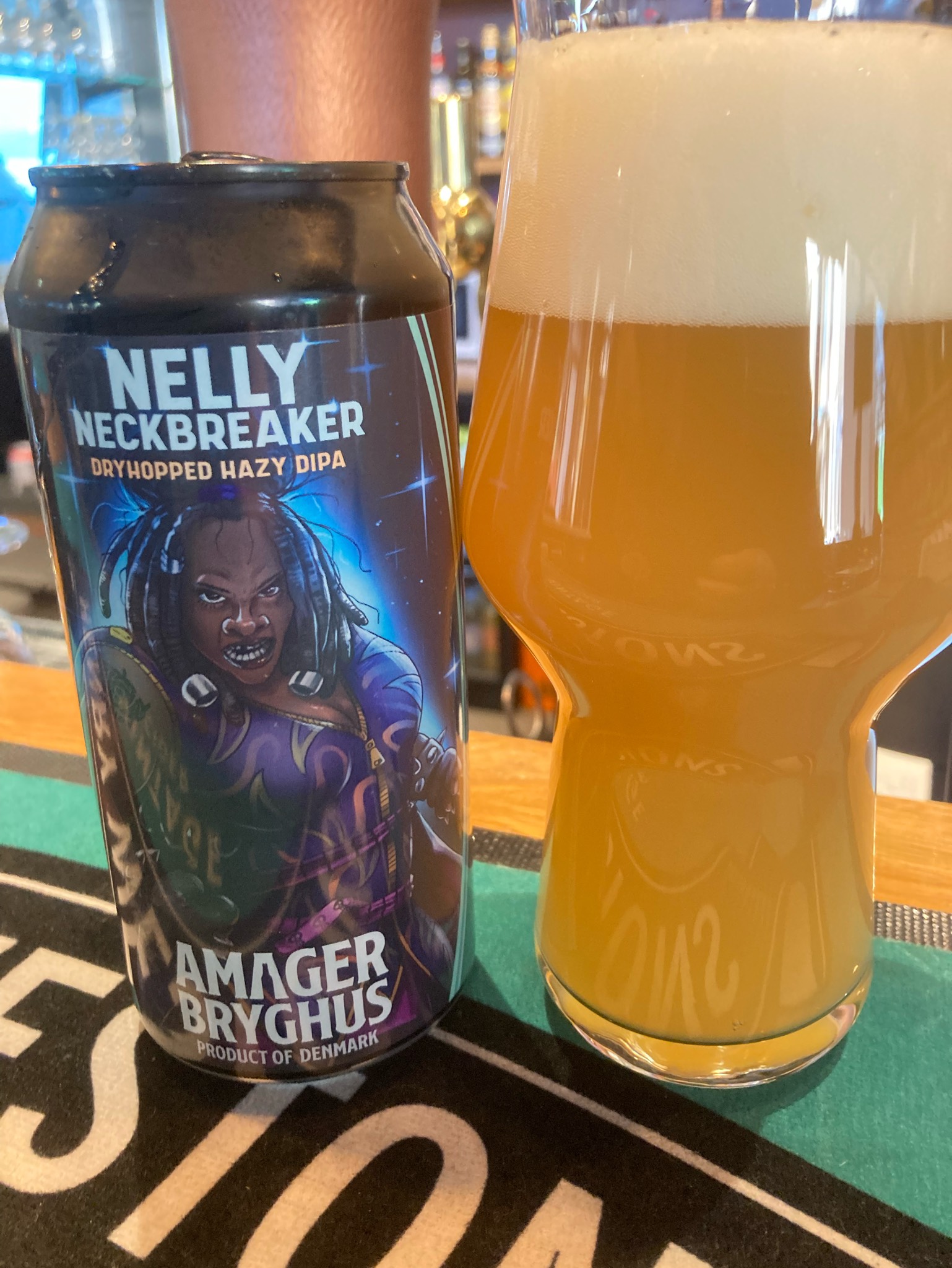 Nelly Neckbreaker, Denmark