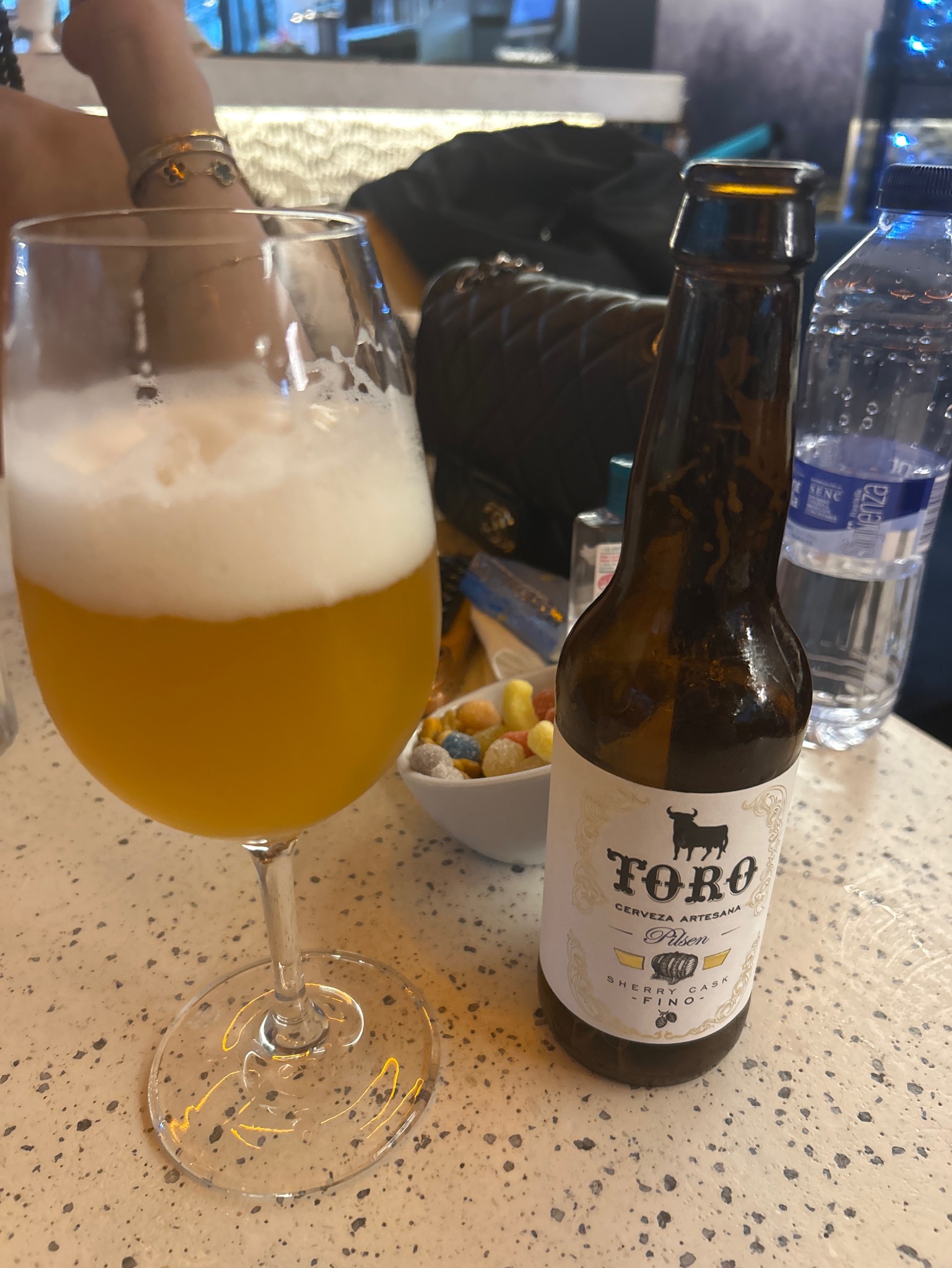 Toro Cerveza Artesana Pilsen Sherry Cask Fino, Cerveza Mica