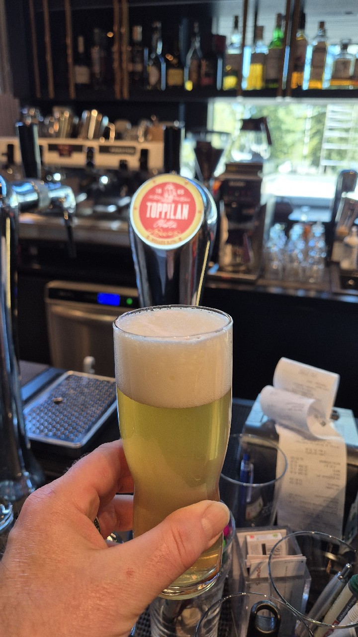 Toppilan Helles, Finland