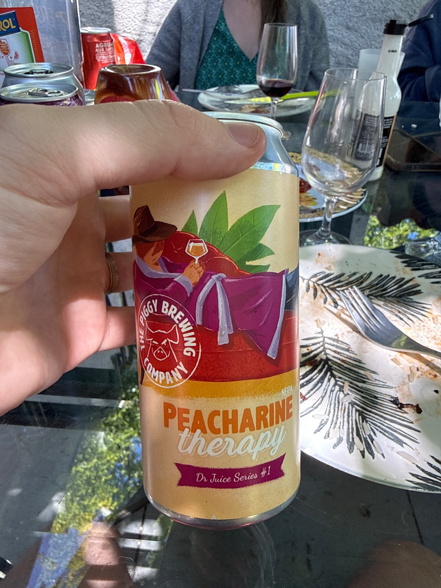 Peacharine Therapy, France