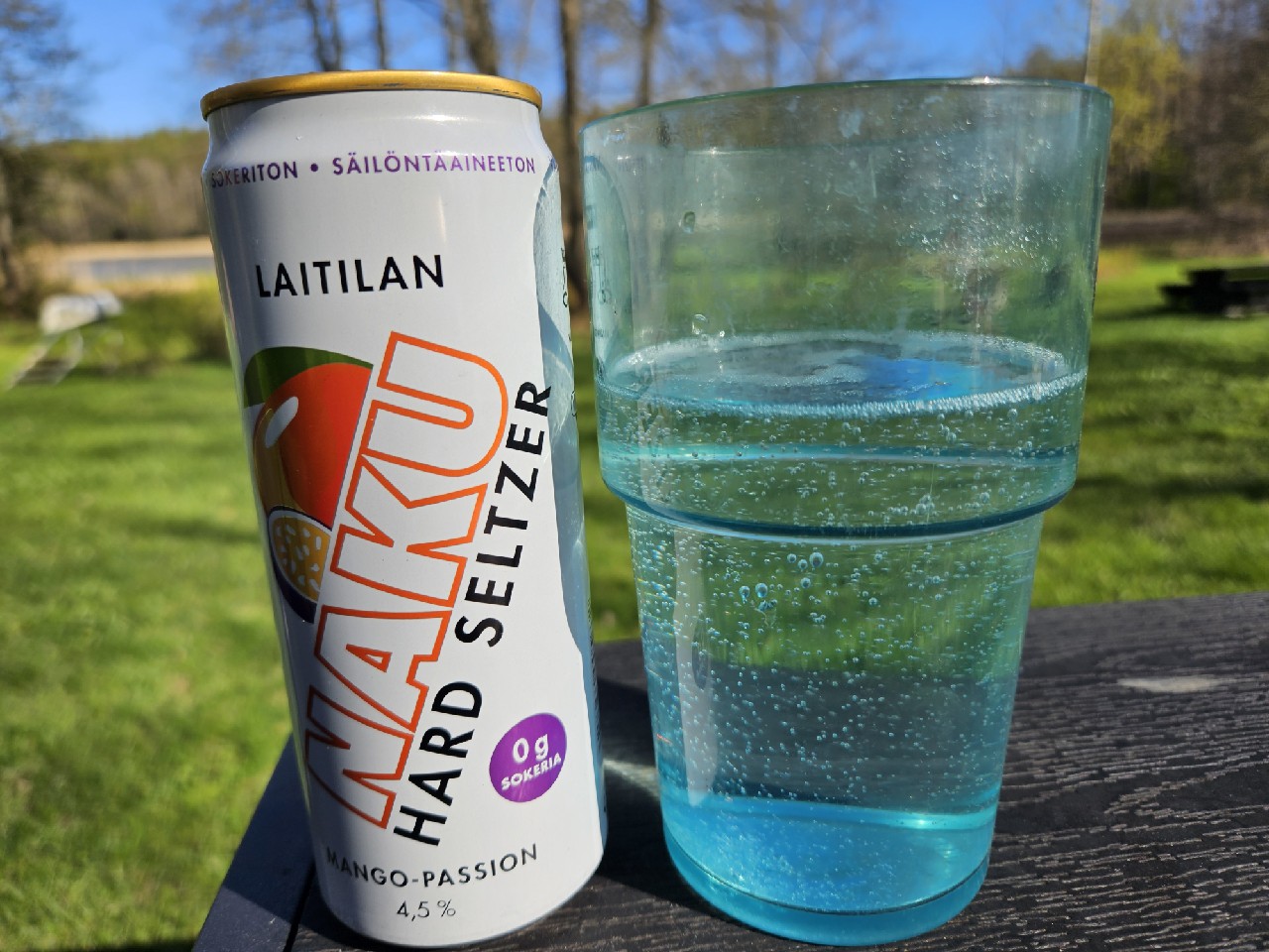 NAKU Hard Selzer Mango-Passion, Finland