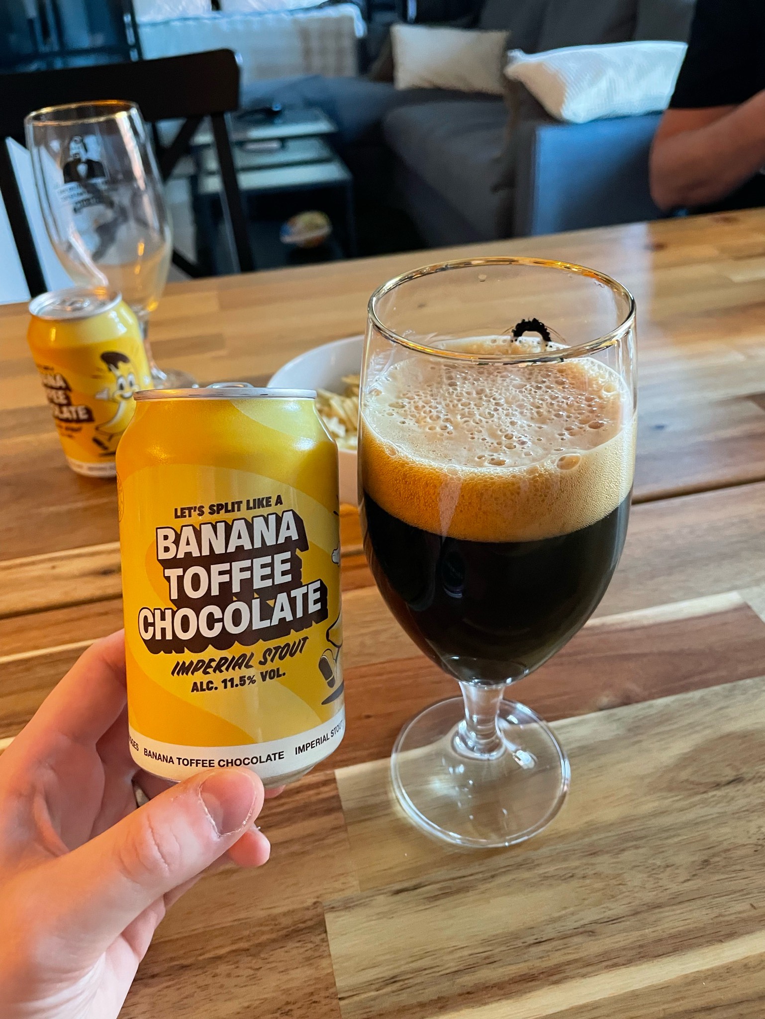 Banana Toffee Chocolate, Sweden