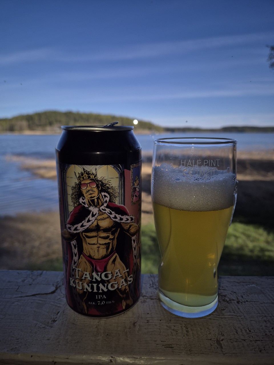 Tangakuningas, Finland