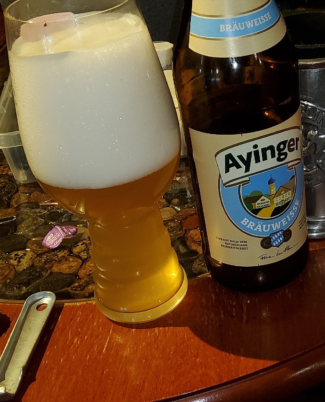 Ayinger Bräuweisse, Germany
