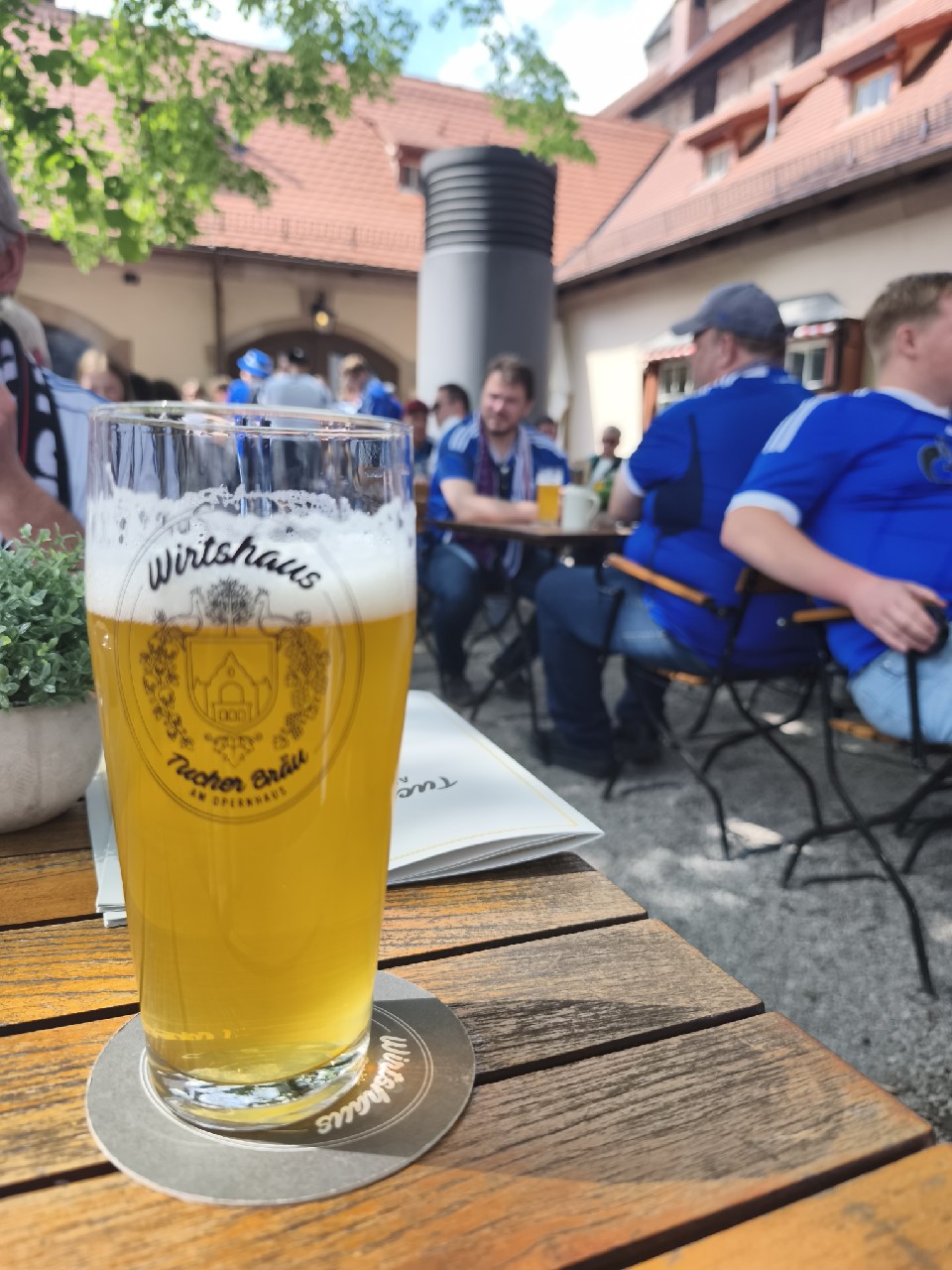 Tucher Helles Naturtrüb, Germany