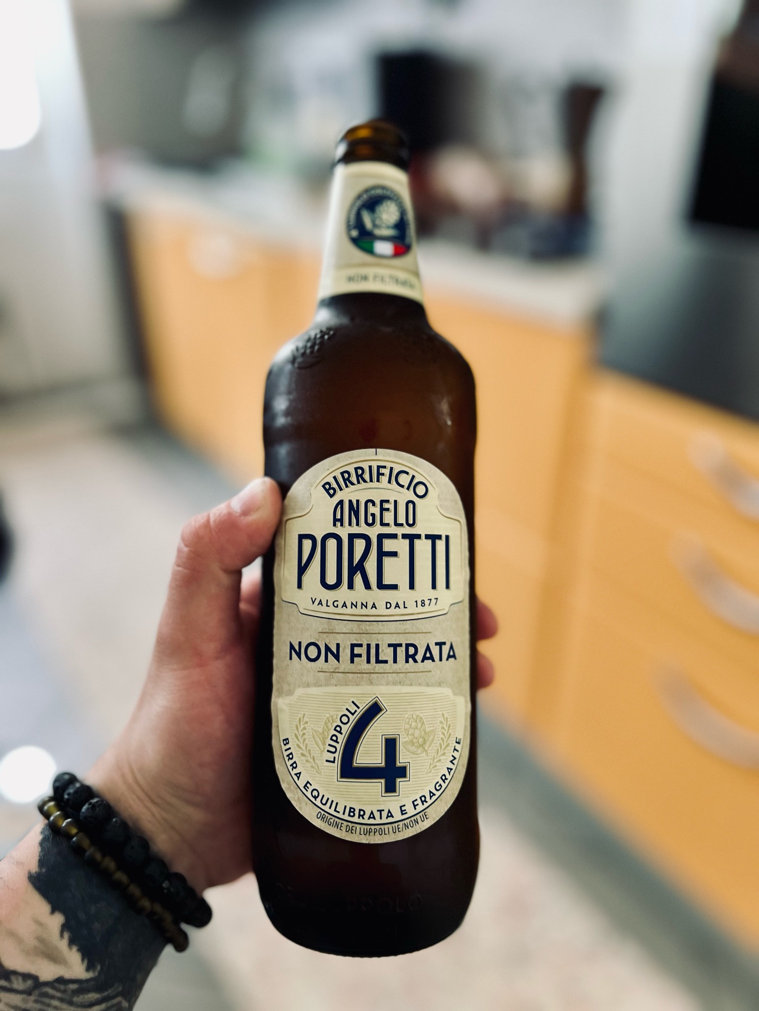 4 Luppoli Non Filtrata, Italy