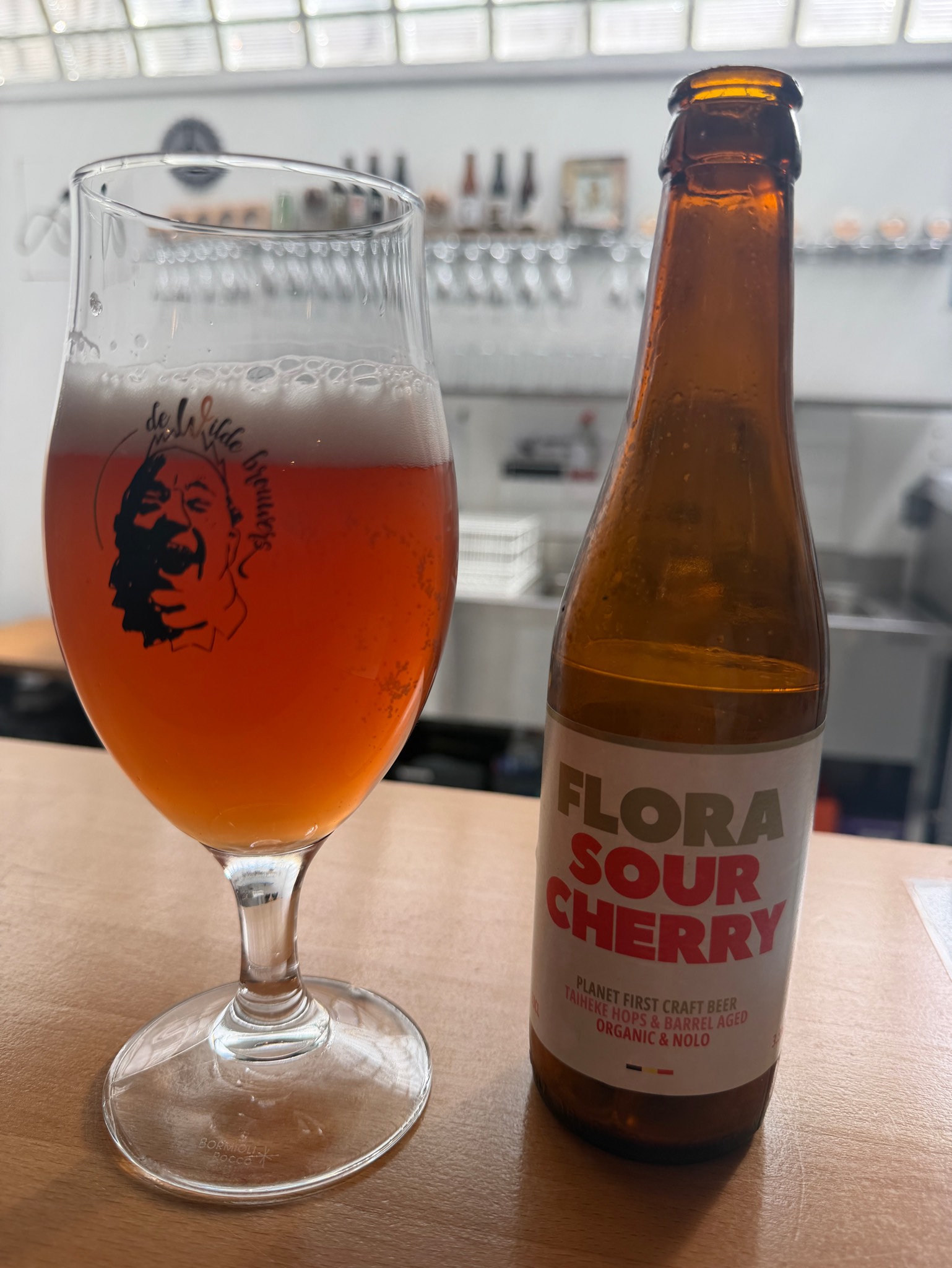 Flora sour cherry, De Wilde Brouwers