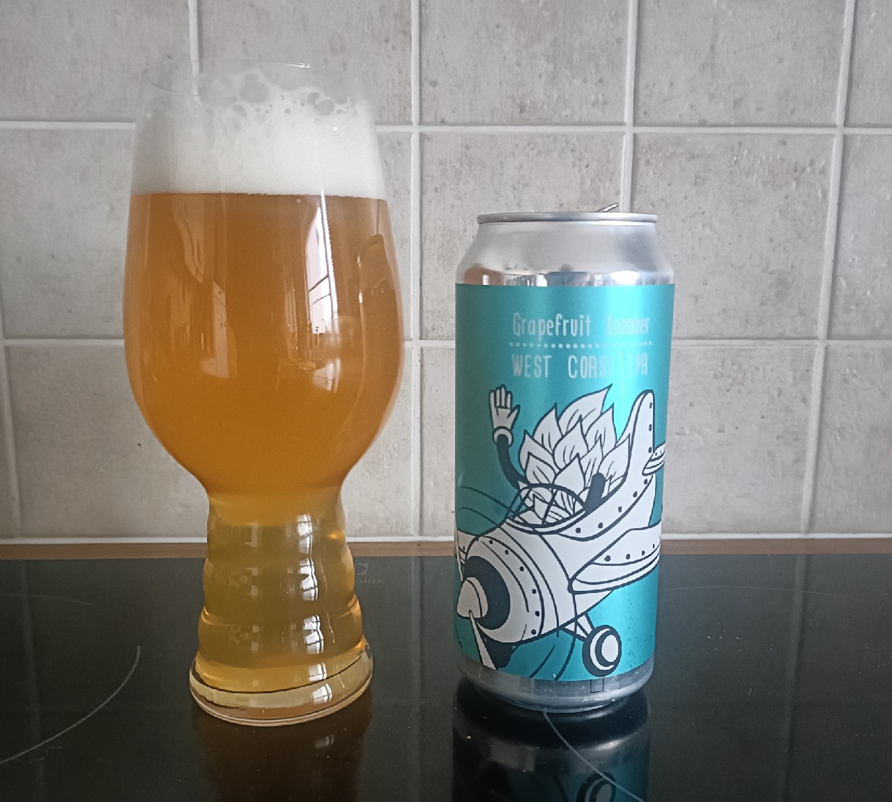 Grapefruit Bomber, Hoppy Traveler