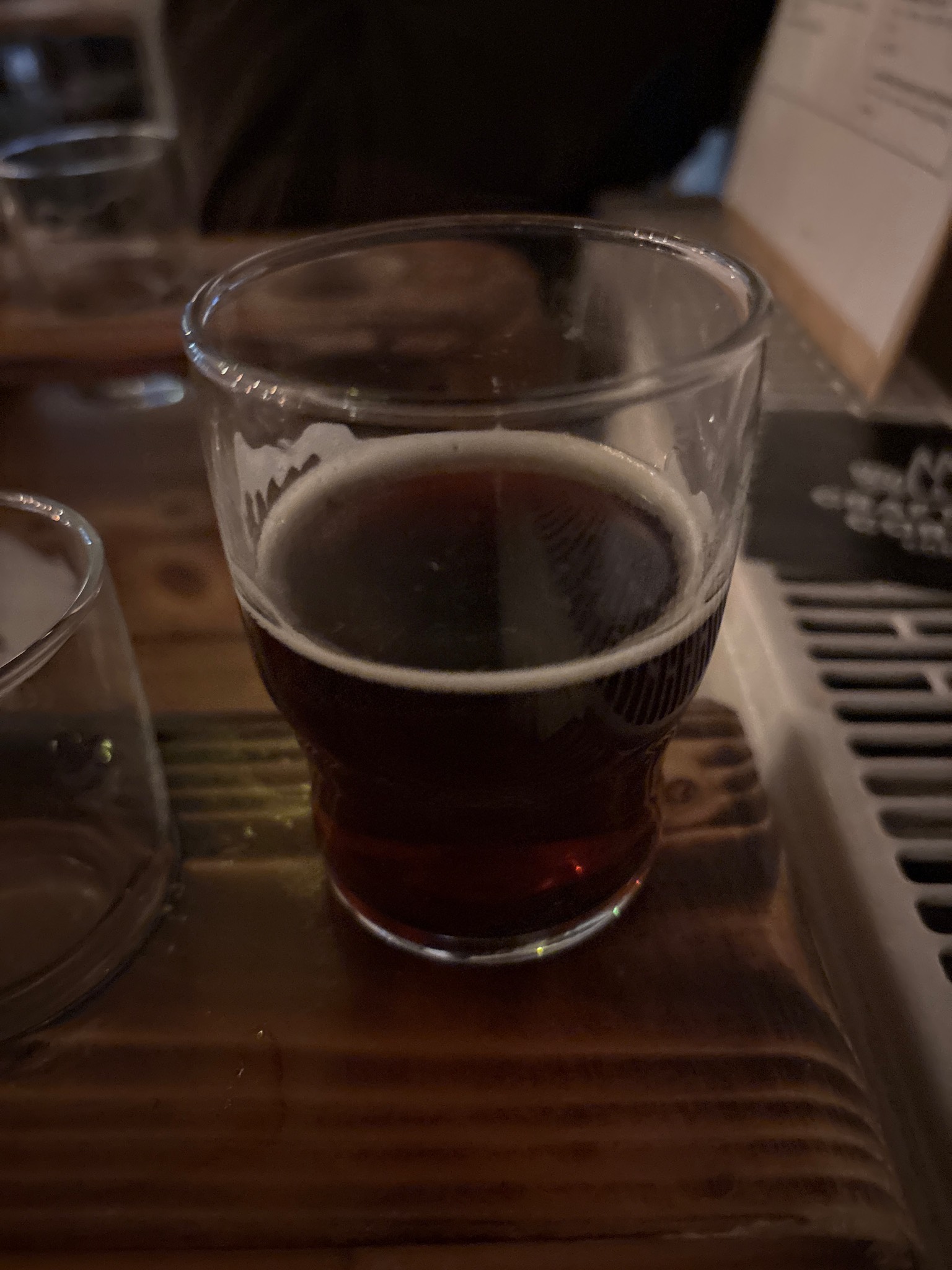 Buddelship Kohlentrimmer Schwarzbier, Buddelship Brauerei