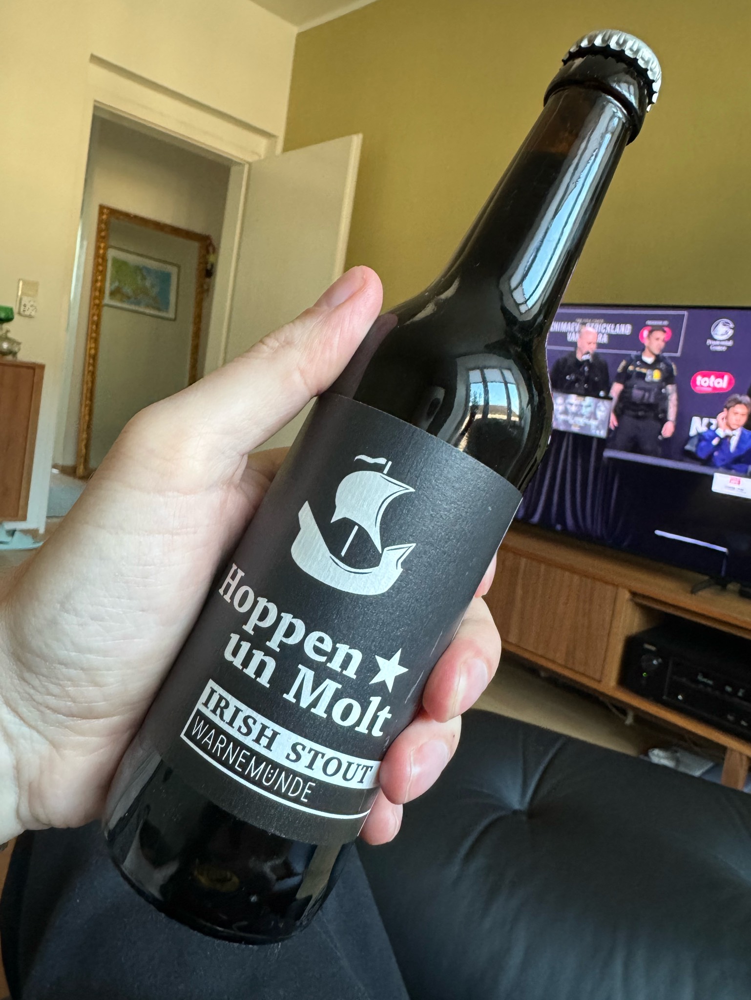 Hoppen un Molt Irish Stout, Hoppen un Molt