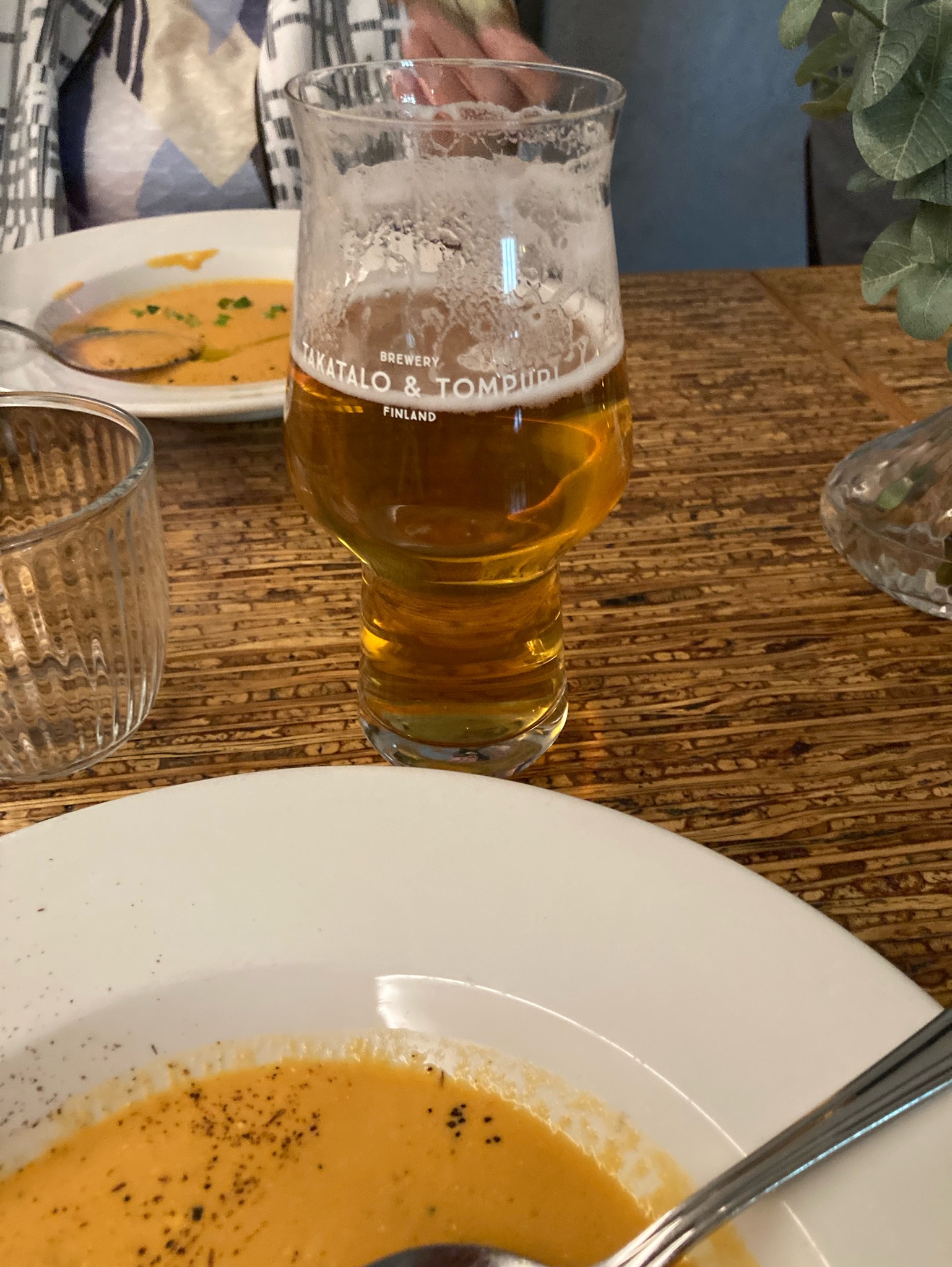 Kyntö Tropical Lager, Takatalo & Tompuri Brewery
