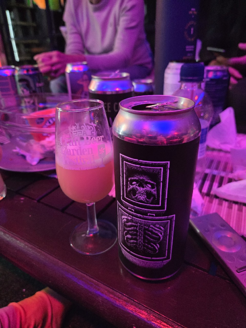 Fractured, Freak Folk Bier