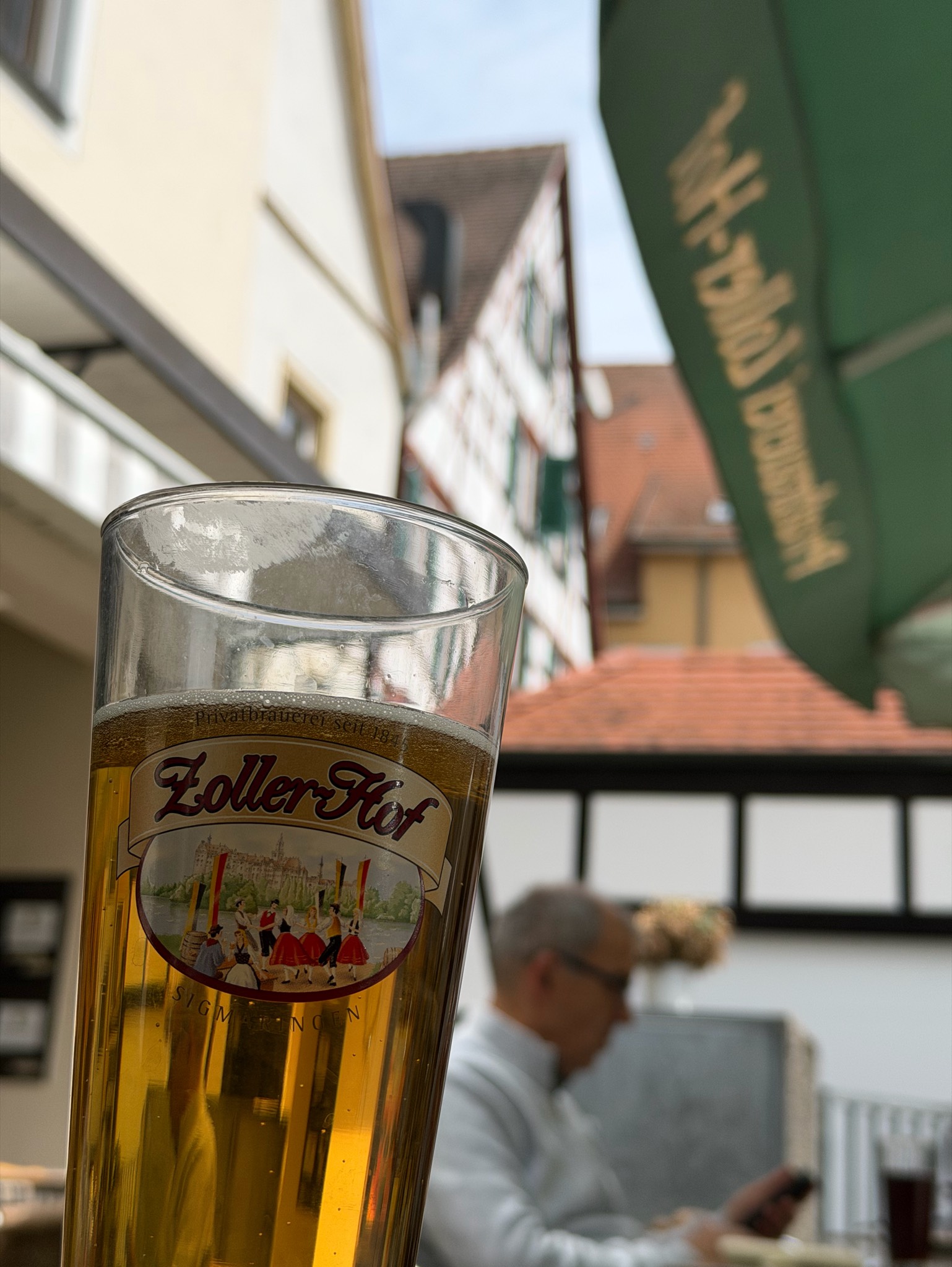 Zoller-Hof Lager, Brauerei Zoller-Hof