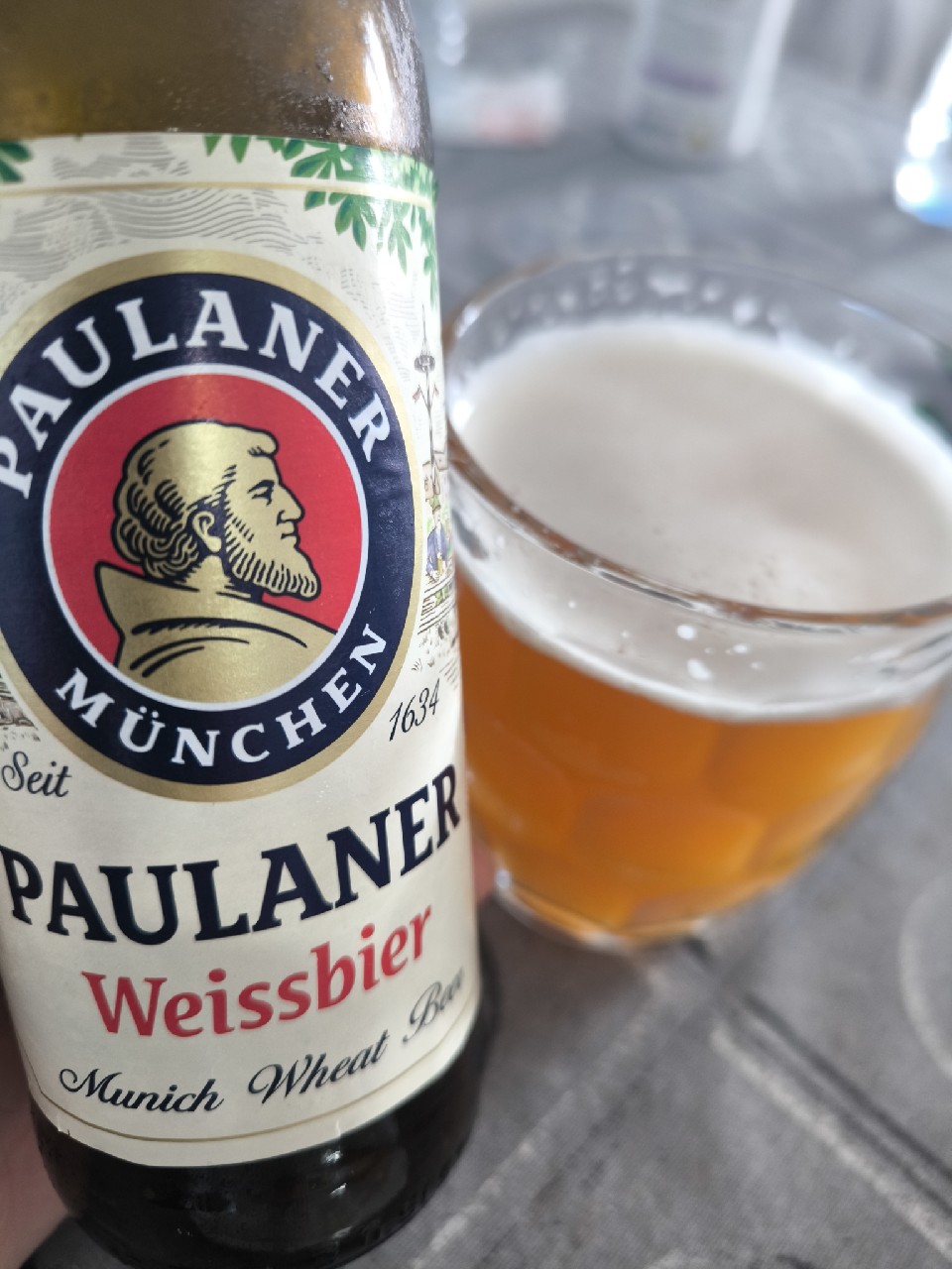 Paulaner Hefe-Weißbier Naturtrüb / Weissbier / Hefe-Weizen, Germany