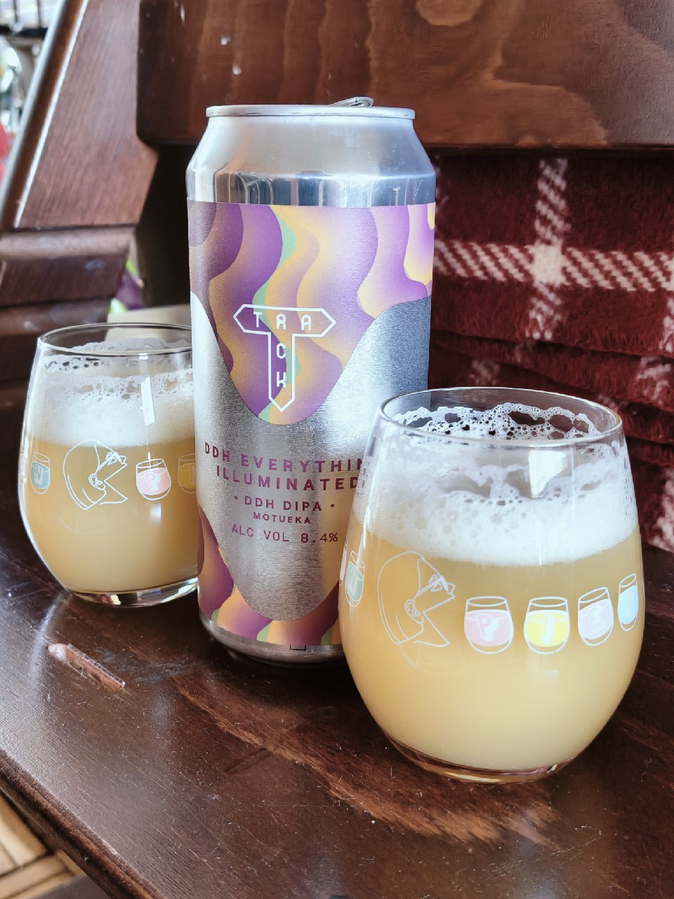 DDH Everything Illuminated, England