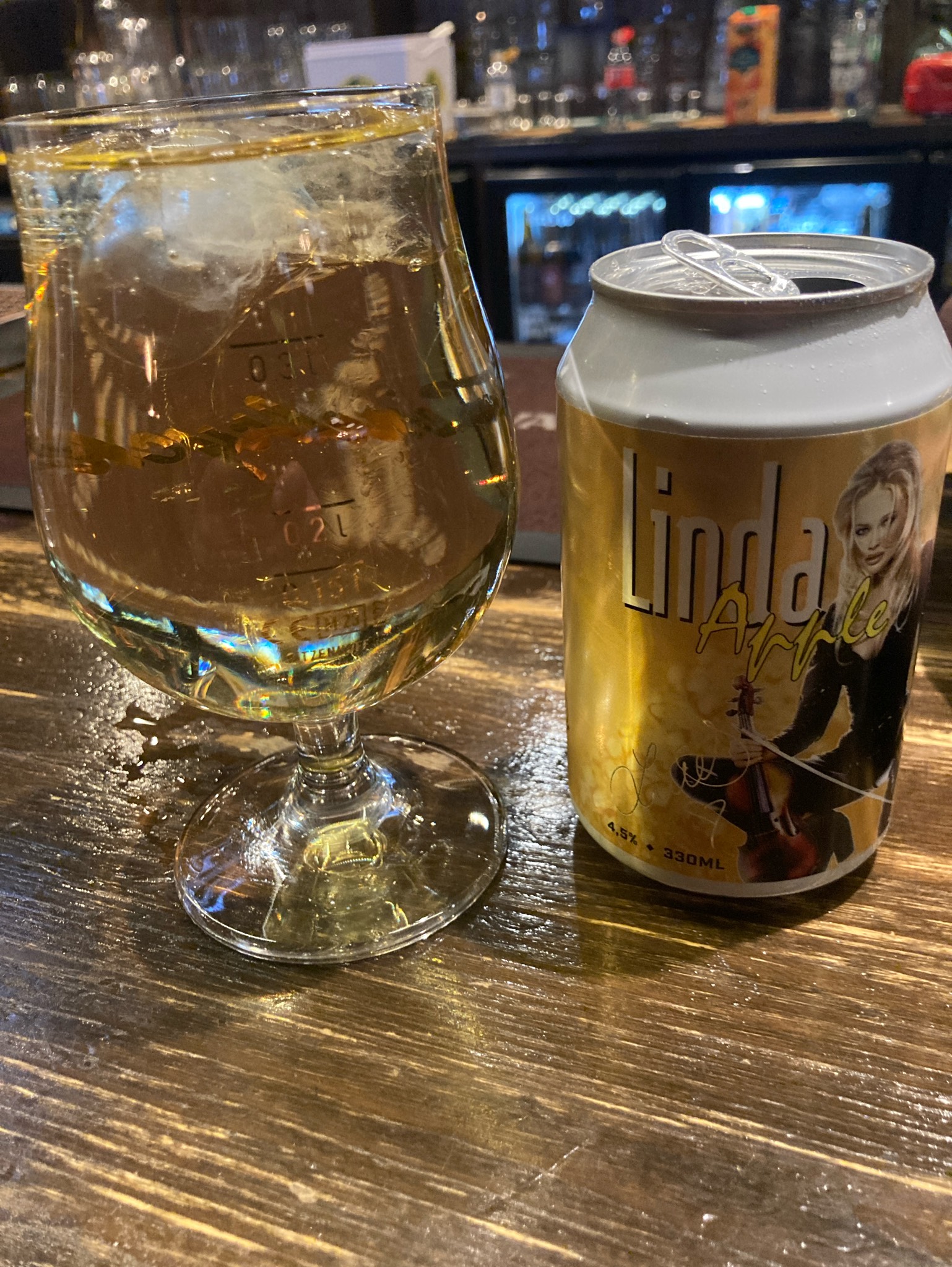 Linda Apple, Finland
