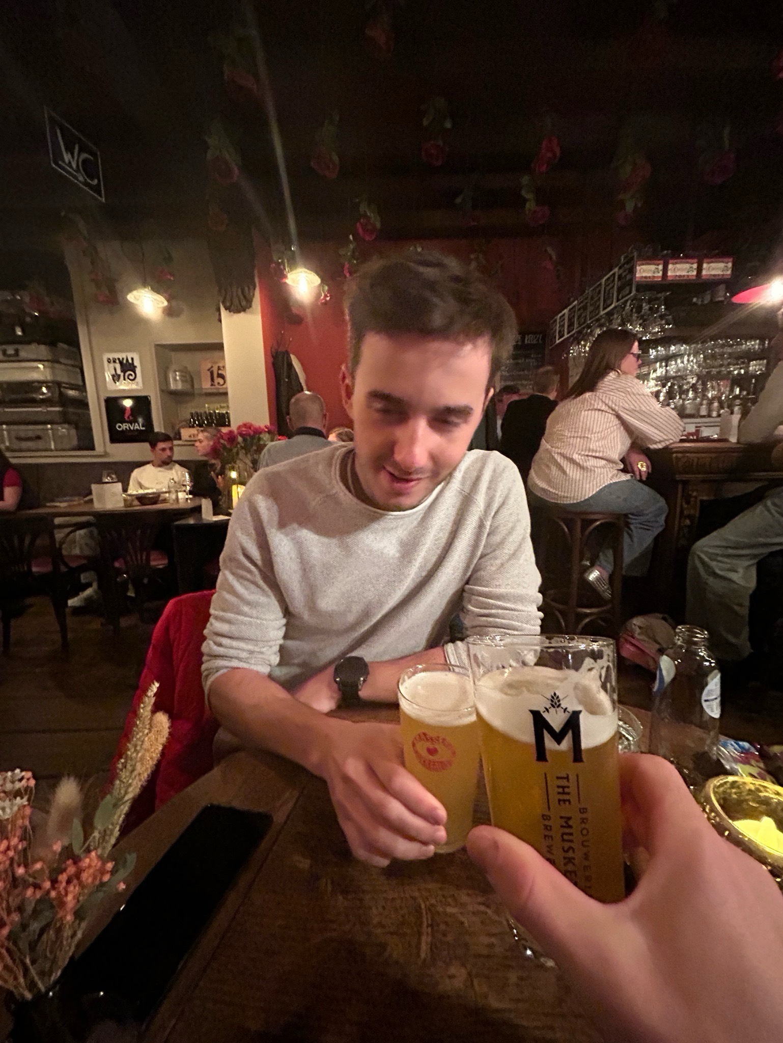Flirt with the bartender, Belgium