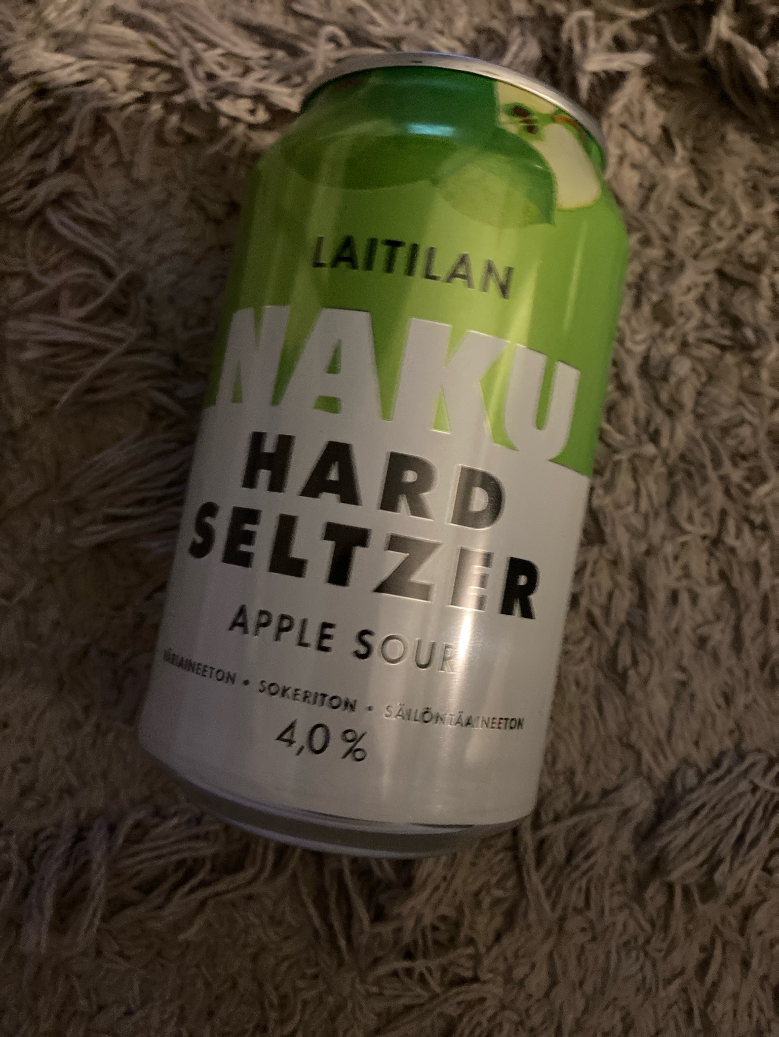 Laitilan naku hard selzer apple sour, Finland