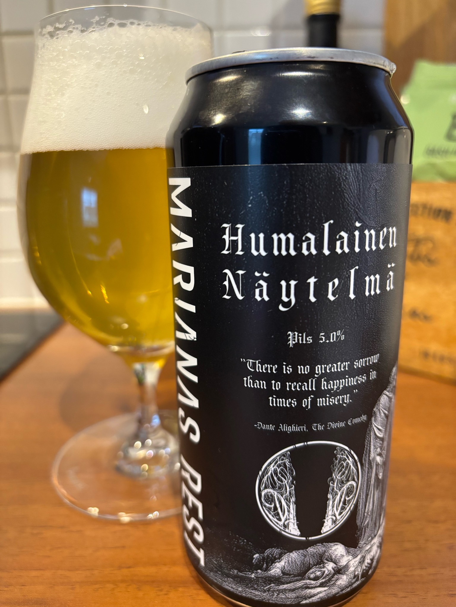 Marianas Rest Humalainen Näytelmä, Finland