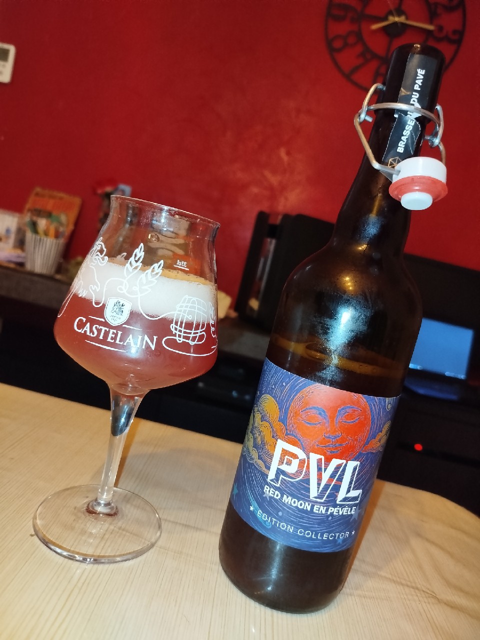 PVL red moon en Pévèle, PVL - La Brasserie Du Pavé