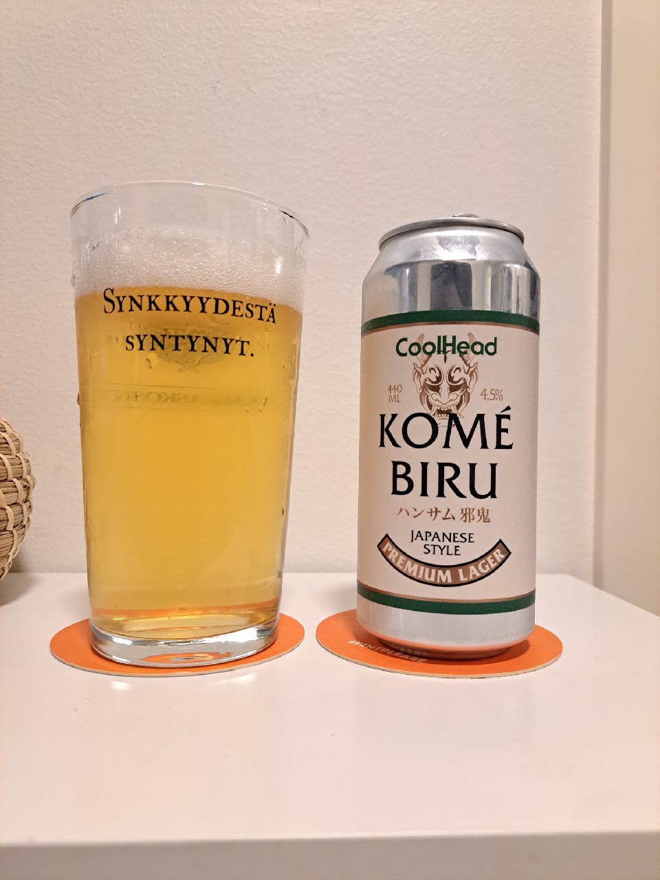 Komé Biru, Finland